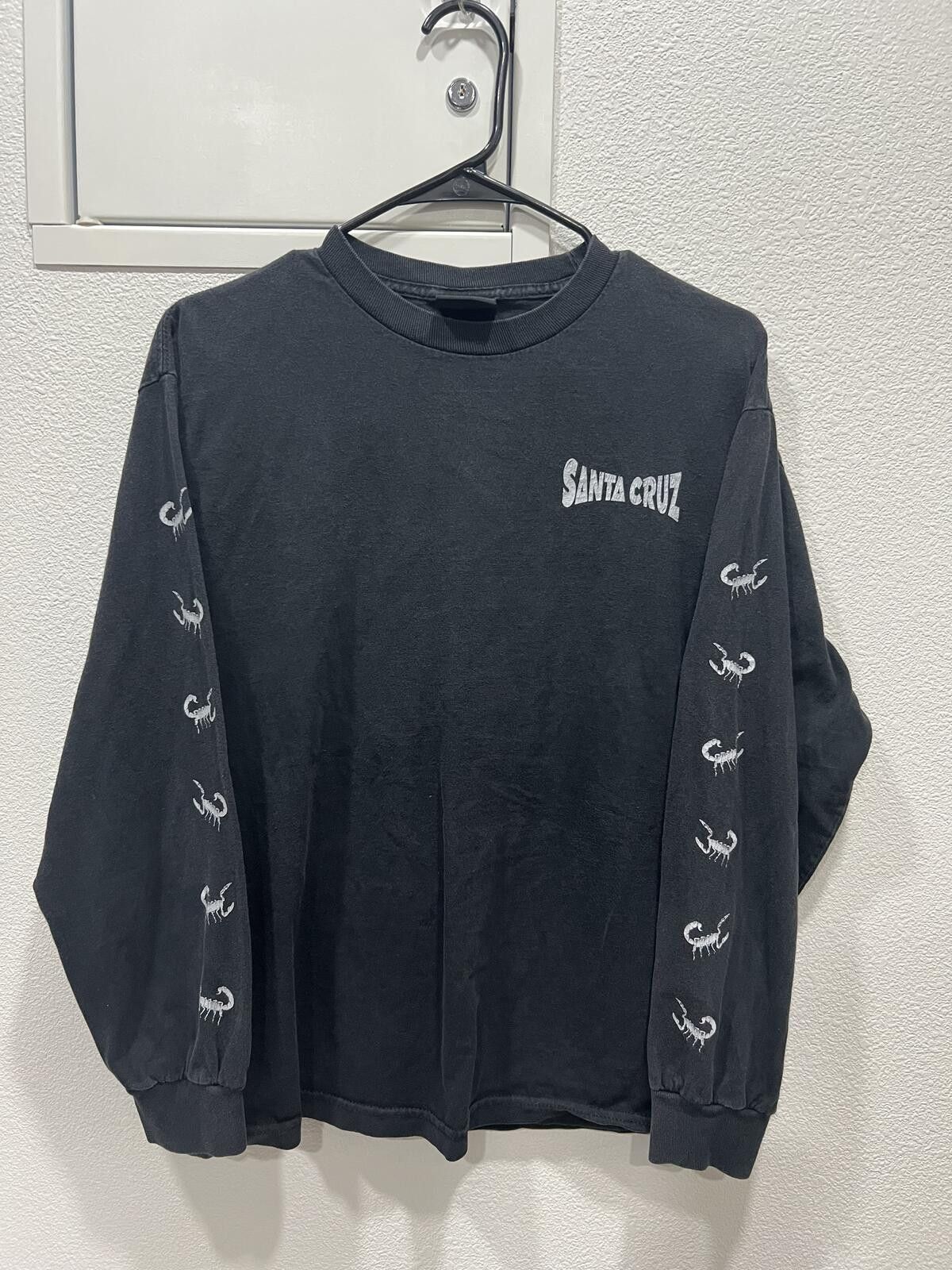Other 00s NHS Santa Cruz Longsleeve Size US M / EU 48-50 / 2 - 1 Thumbnail