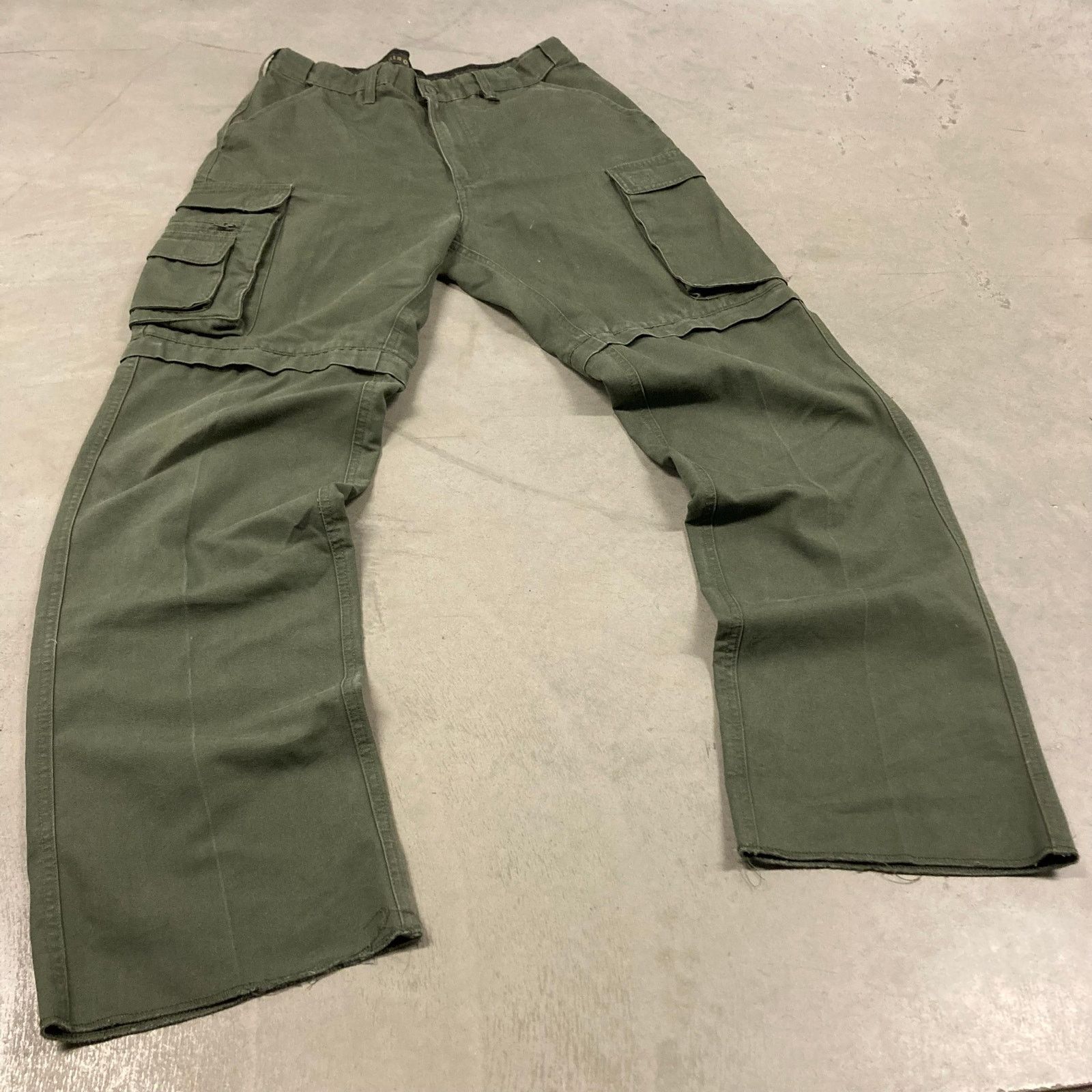 Vintage vintage y2k baggy modular cargo pants 34x34 Size US 34 / EU 50 - 1 Thumbnail