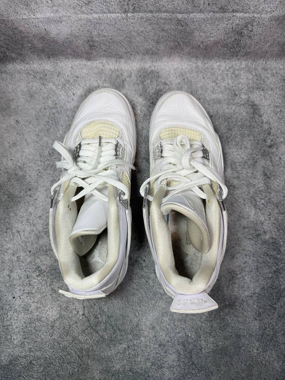 Jordan Brand Size 9.5 | Jordan 4 Pure Money No Box | Pre-Owned Size US 9.5 / EU 42-43 - 4 Thumbnail