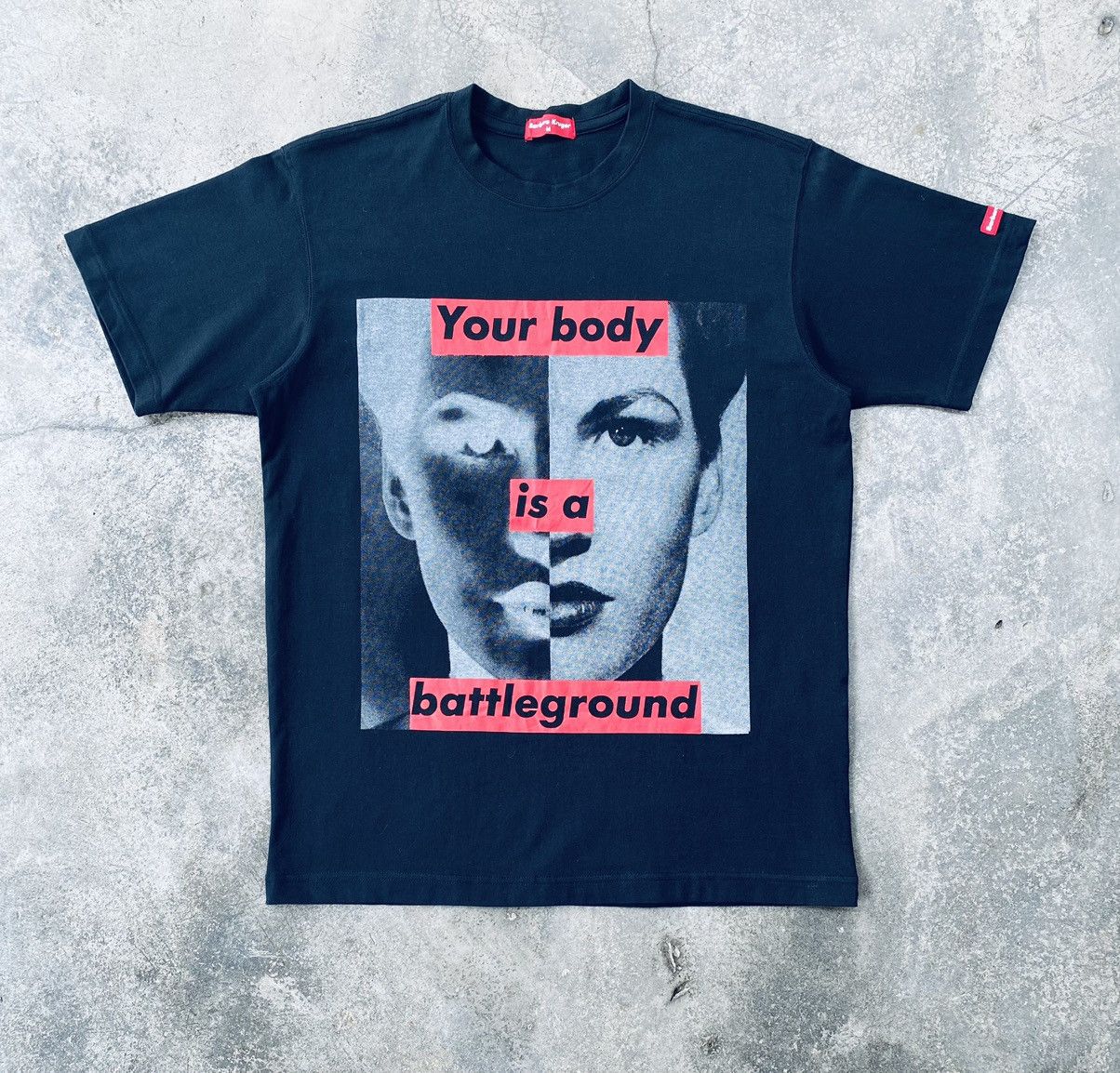 Barbara Kruger Vintage Uniqlo Barbara kruger Art Tees Size US M / EU 48-50 / 2 - 1 Thumbnail