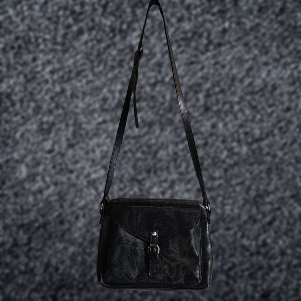 Patricia Nash Patricia Nash Avellino Crossbody Handbag Black Embossed Leather Floral Design Size ONE SIZE - 1 Thumbnail