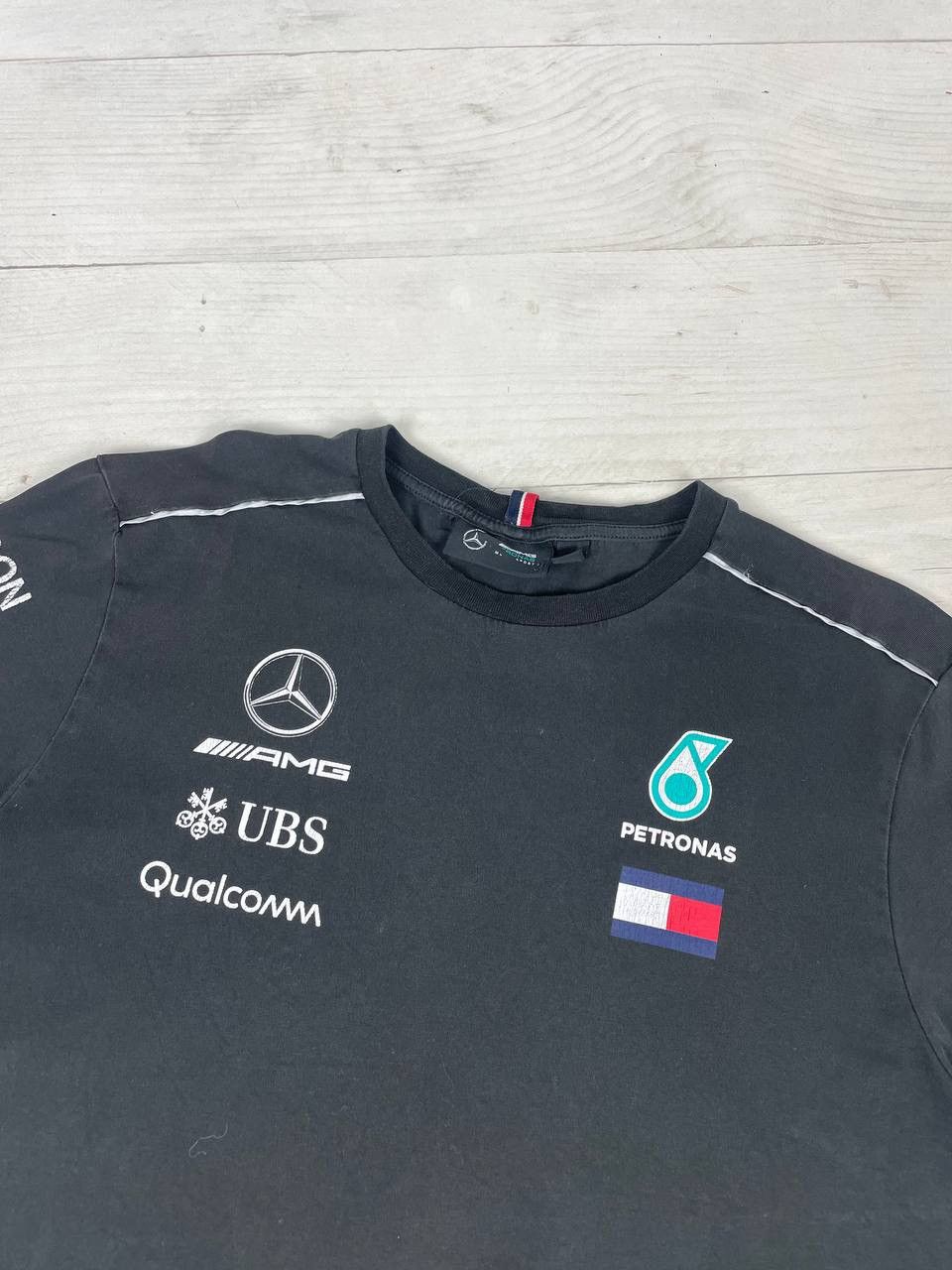 Mercedes-Benz Vintage Mercedes Benz AMG Petronas Racing T Shirt Size US L / EU 52-54 / 3 - 2 Thumbnail