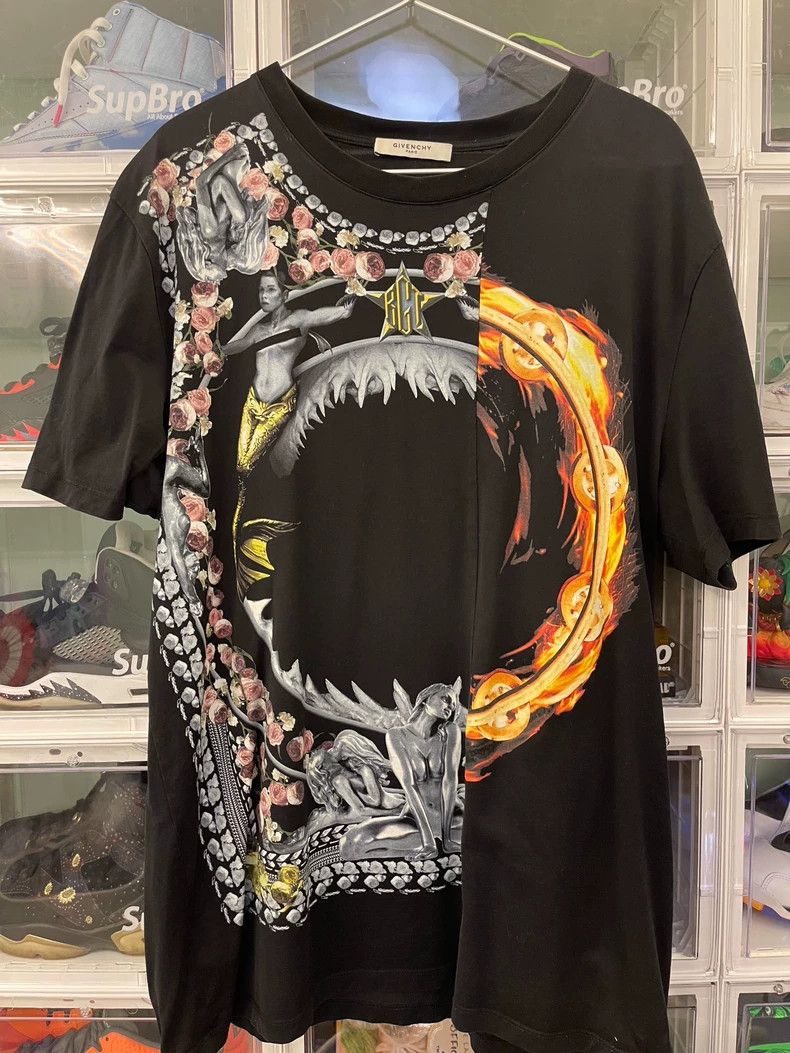Other Givenchy Gvc Flower Shark Firework Patchwork Shark Size US L / EU 52-54 / 3 - 1 Thumbnail