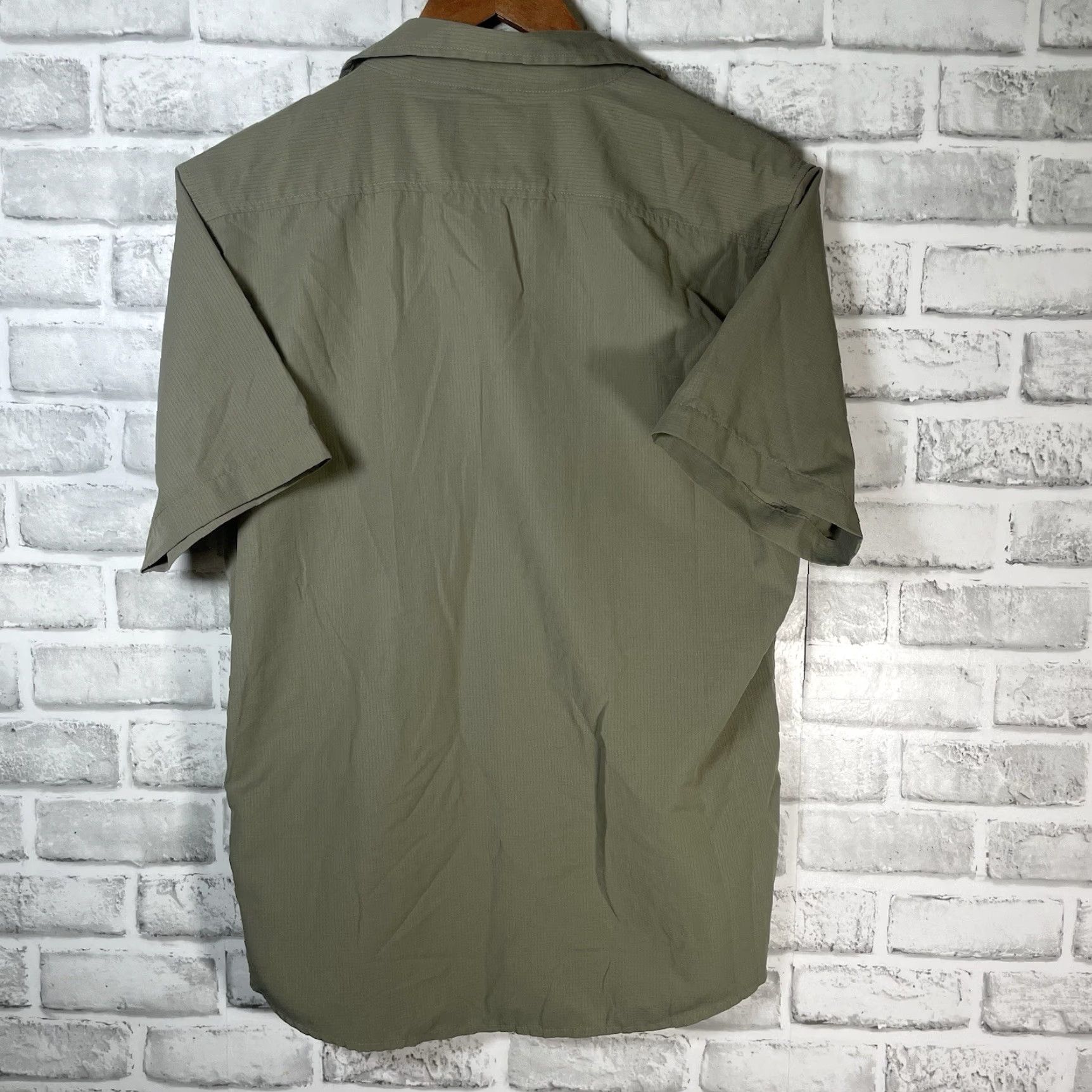 Marmot VINTAGE Marmot Outdoor Clothing Men's Short Sleeve Button-Up Shirt S Gray Hiking Casual Size US S / EU 44-46 / 1 - 5 Thumbnail