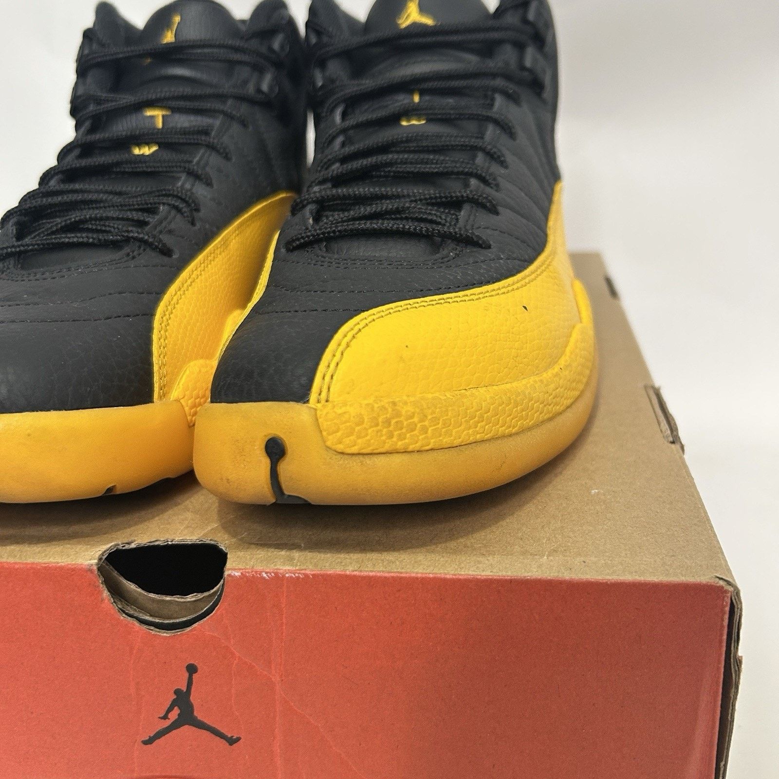 Jordan Brand Nike Air Jordan 12 Retro “University Gold/Yellow Black” Size US 9.5 / EU 42-43 - 9 Thumbnail