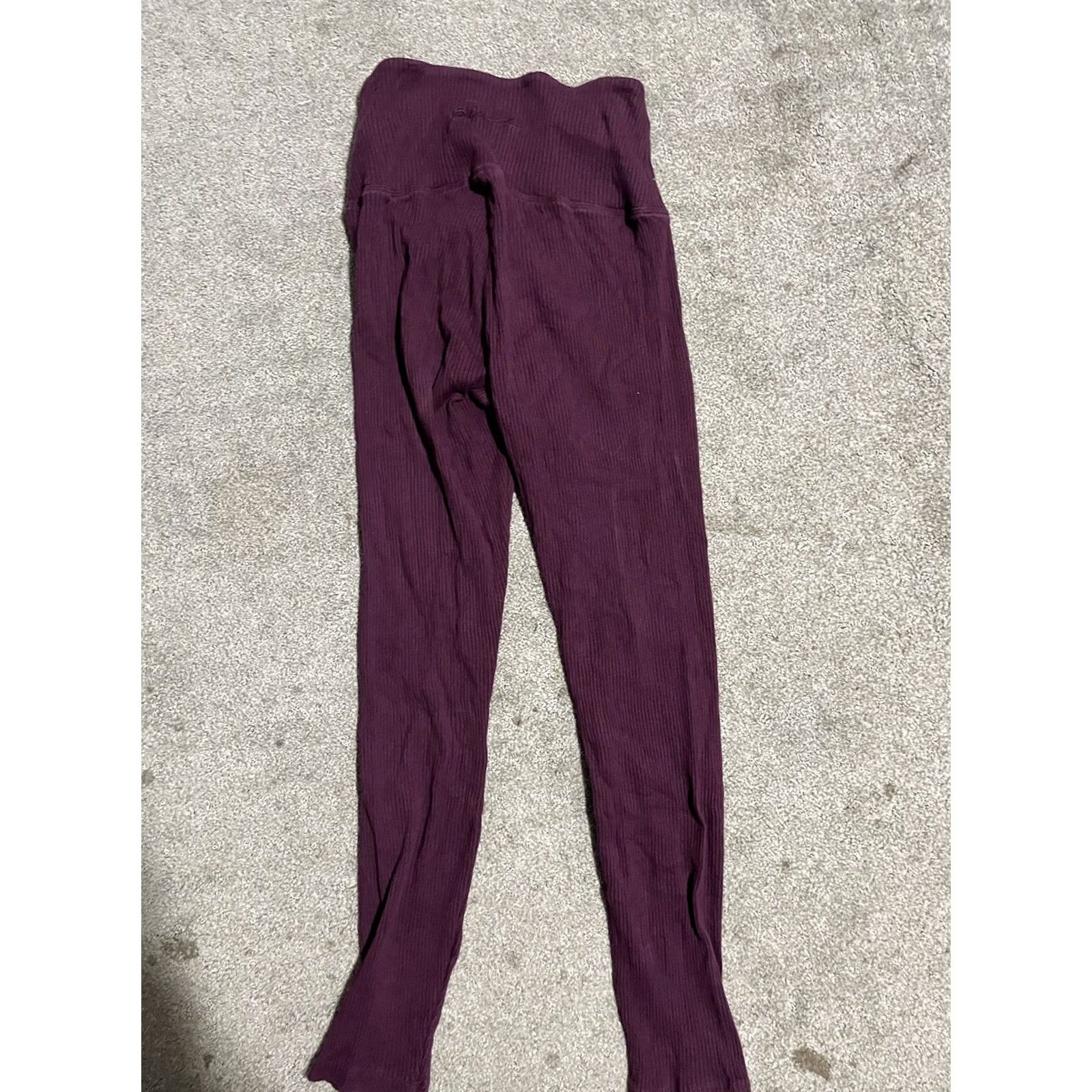 Victoria's Secret Victoria's Secret Pink Yoga Leggings Women's Size M Maroon Ribbed Ankle Activewear Athleisure Sports Size 32" / US 10 / IT 46 - 3 Thumbnail