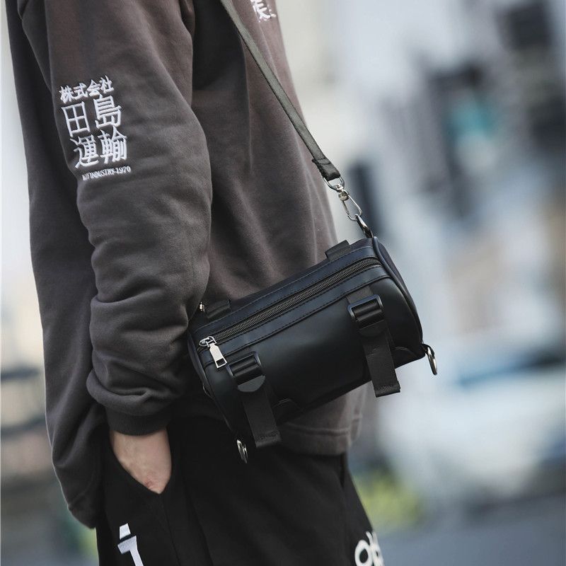 Japanese Brand Utility grunge buckle crossbody shoulder bag pouch bag Size ONE SIZE - 2 Thumbnail