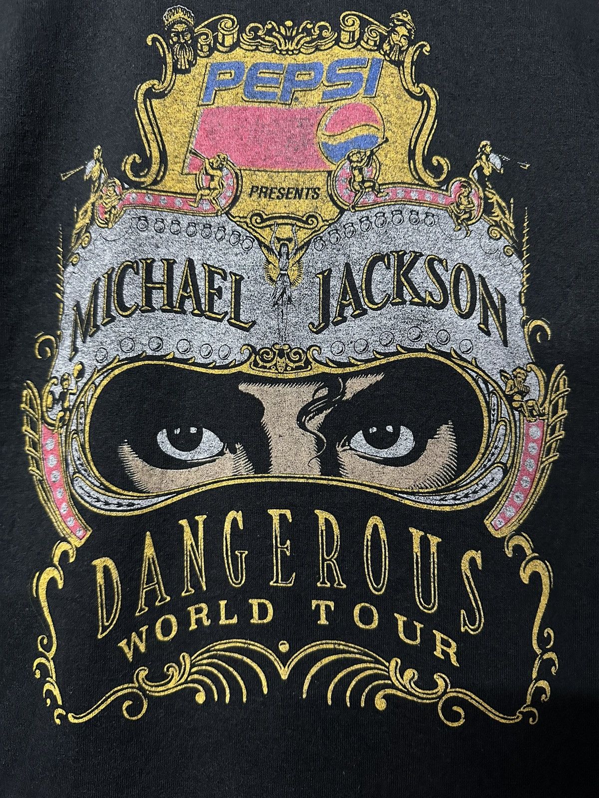 Band Tees Vintage 90s Michael Jackson World Tour Sun Faded Tee Size US L / EU 52-54 / 3 - 4 Thumbnail