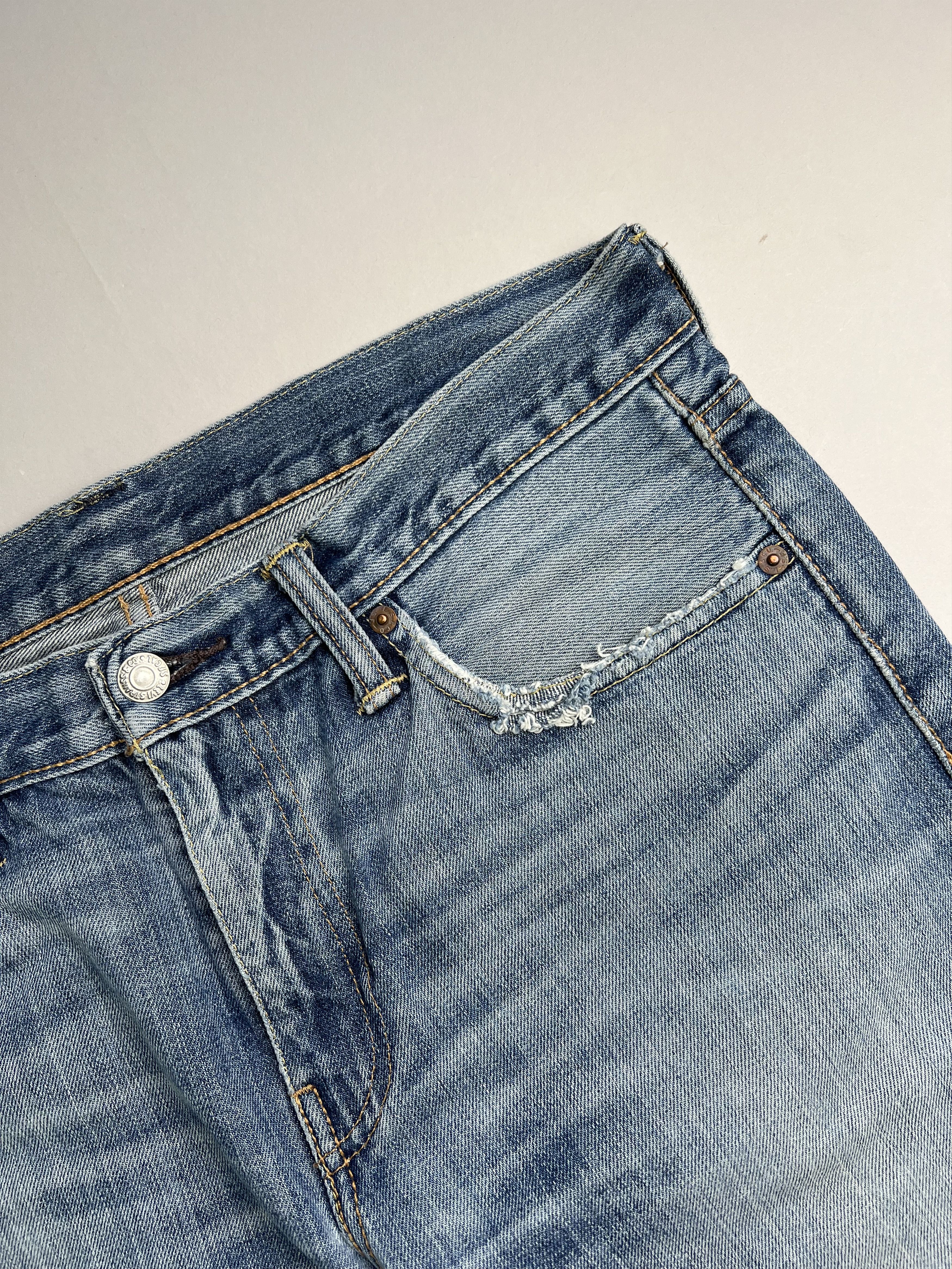 Levi's Levis 511 Jeans Shorts Light Wash W32 Size US 32 / EU 48 - 2 Thumbnail