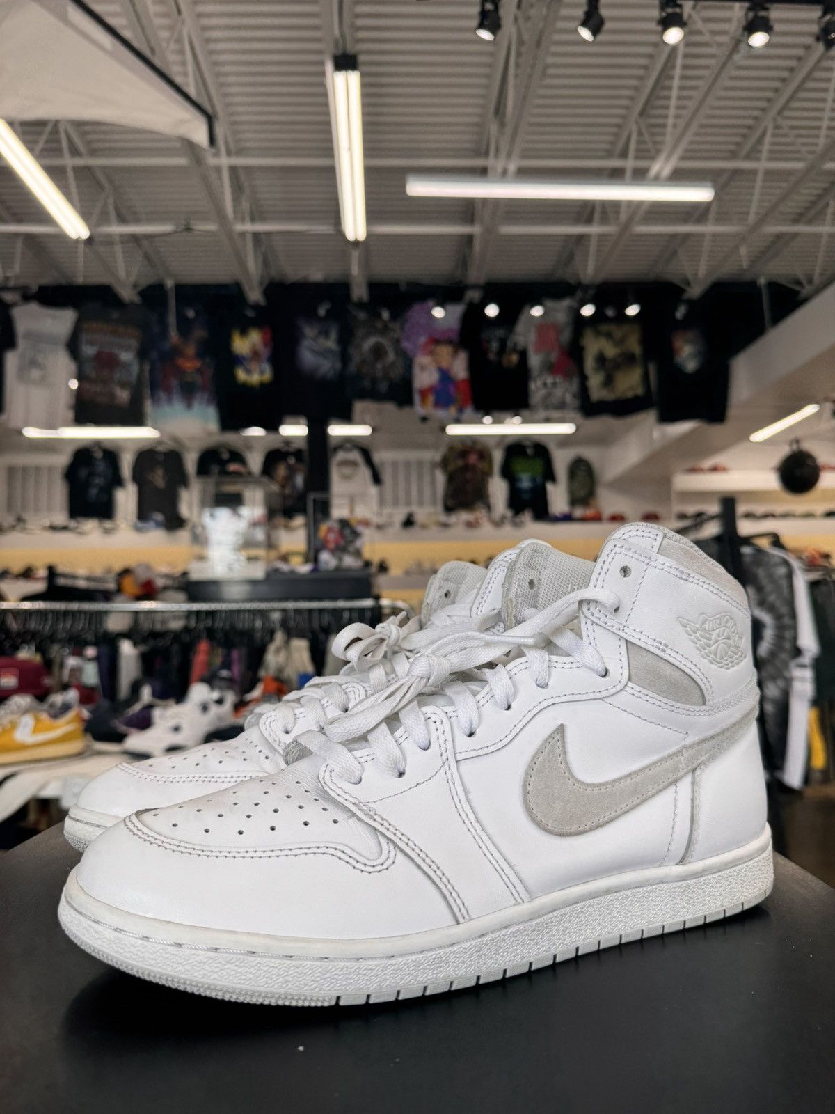 Jordan Brand × Nike Air Jordan 1 Retro High ‘85 Neutral Grey Size 11 (2021) Size US 11 / EU 44 - 1 Thumbnail