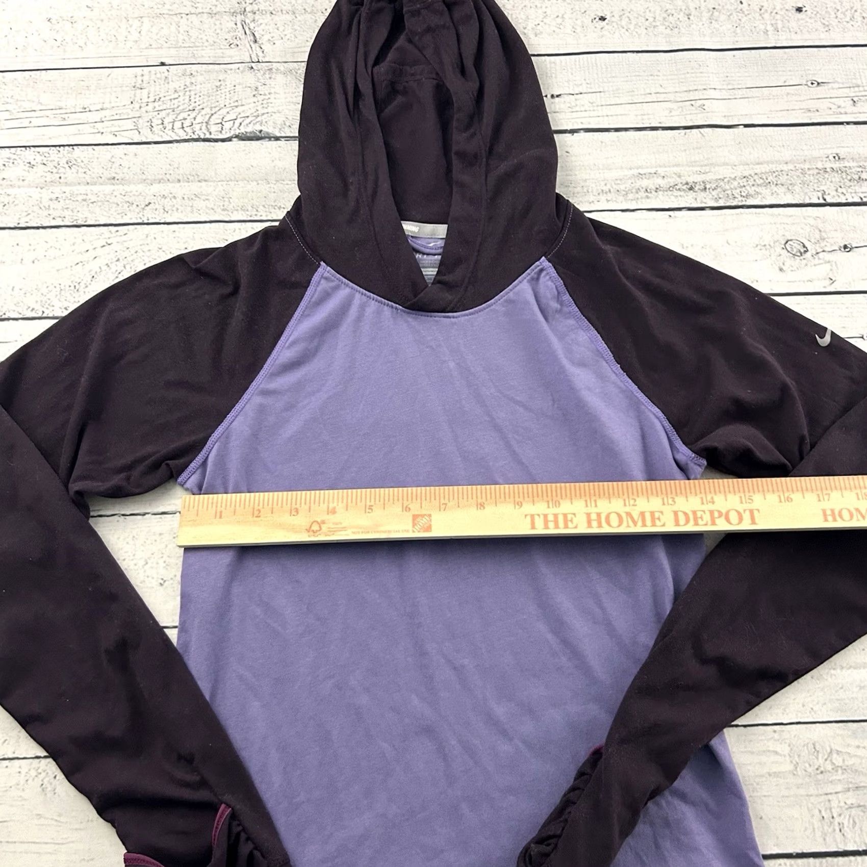 Nike Nike Running Hooded Long Sleeve Athletic Shirt Women's XS Purple Hooded Hand Compression Running & Jogging Size XS / US 0-2 / IT 36-38 - 3 Thumbnail