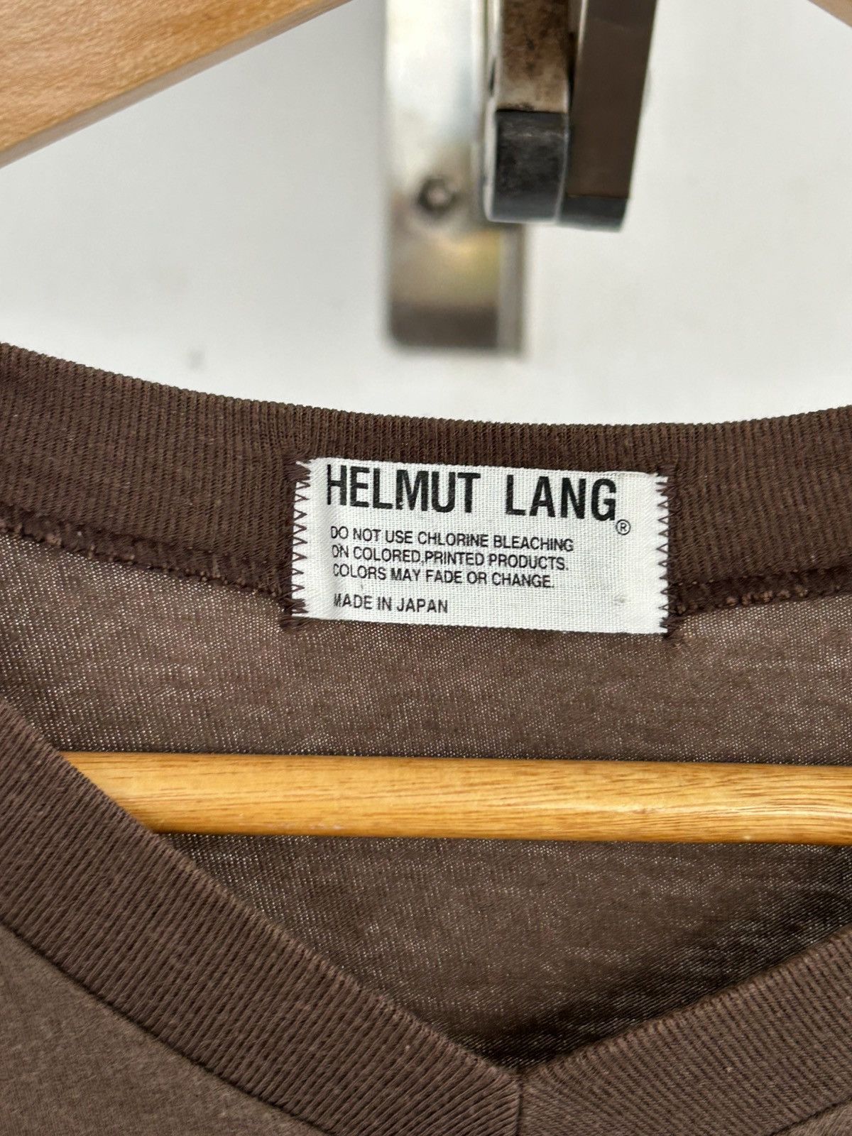 Helmut Lang Helmut Lang Vneck Brown Plain Tee Size US M / EU 48-50 / 2 - 5 Thumbnail