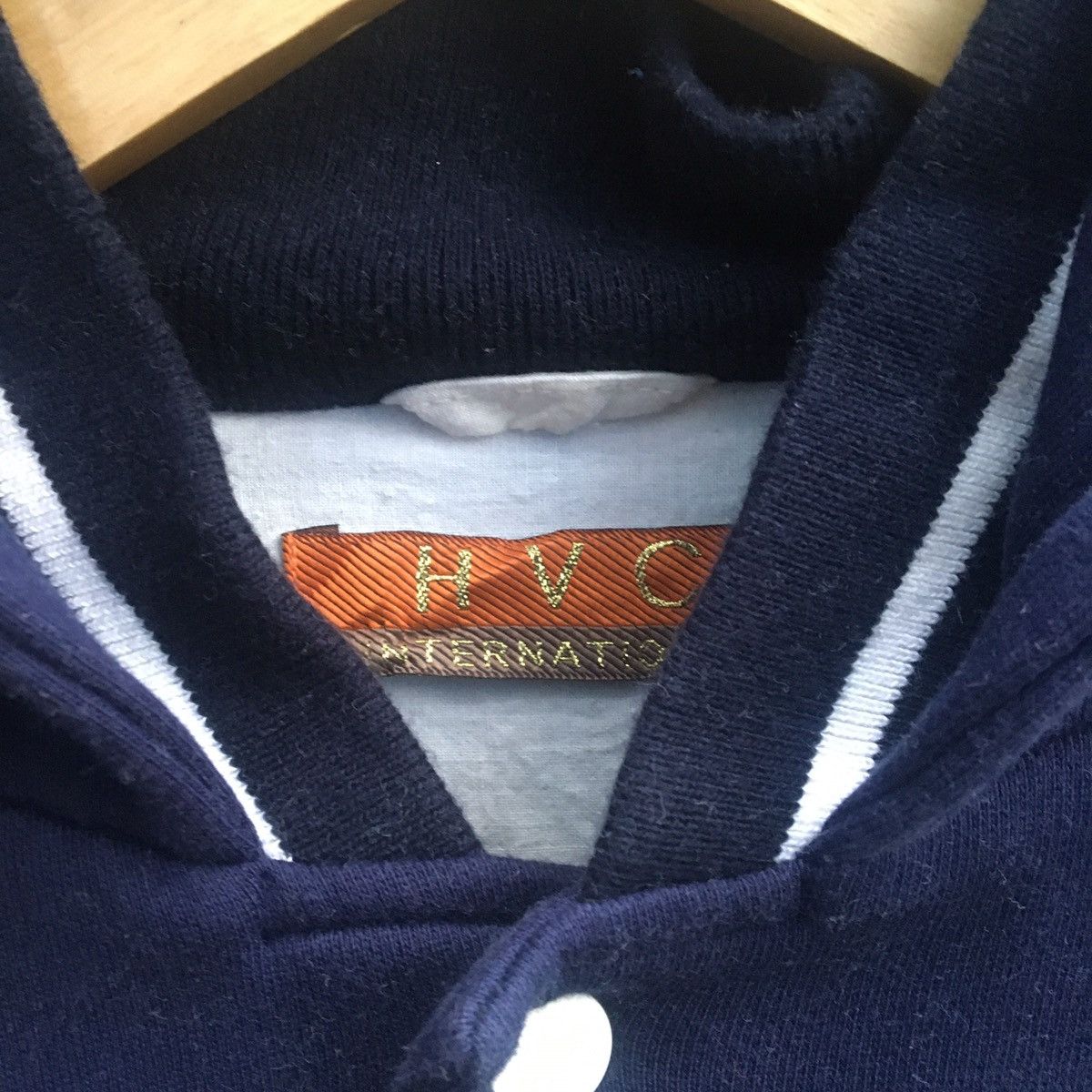 Vintage Vintage HVC international varsity jacket Size US L / EU 52-54 / 3 - 3 Thumbnail