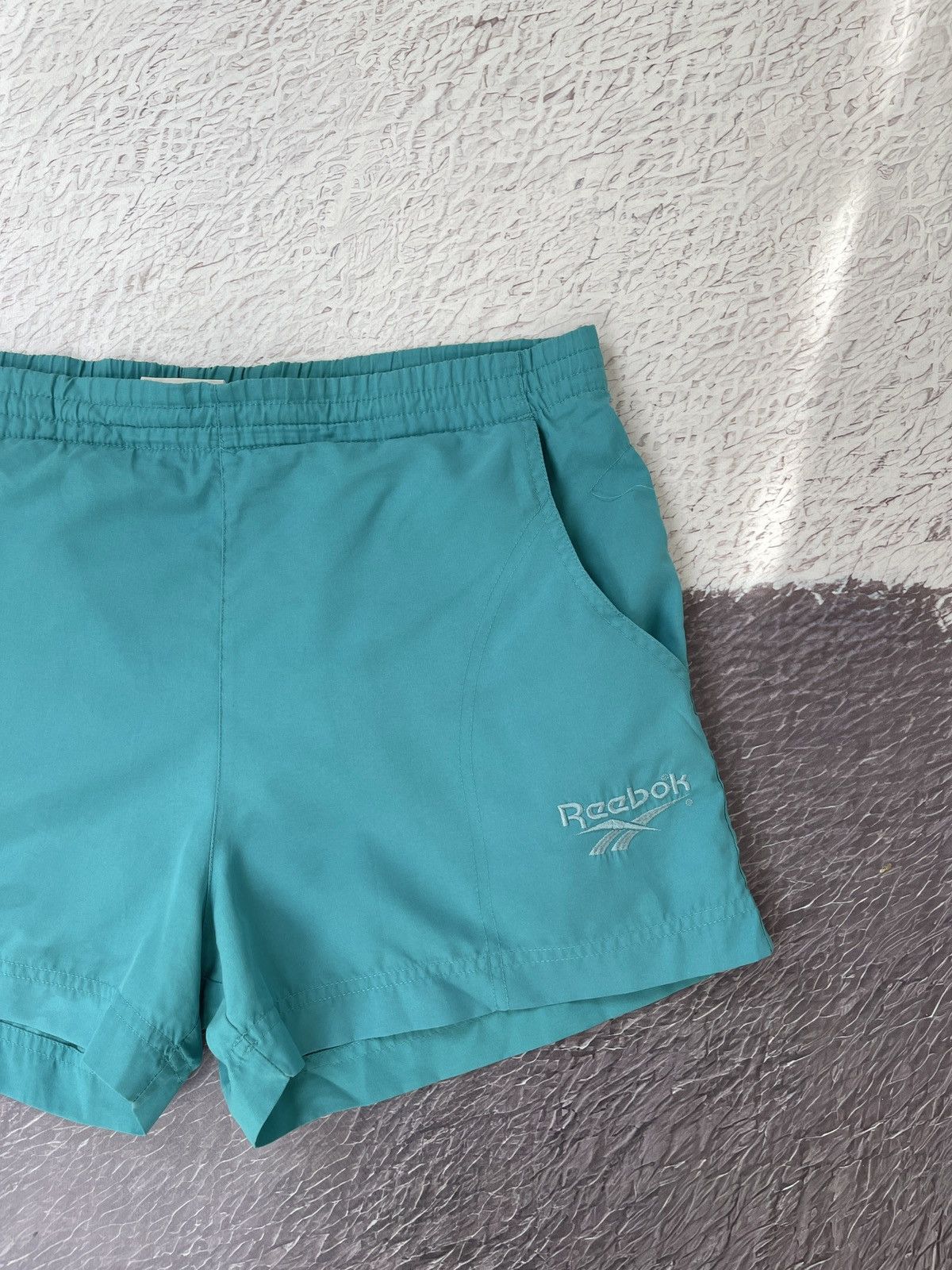Reebok Reebok vintage 90s mint nylon shorts Size US 34 / EU 50 - 4 Thumbnail