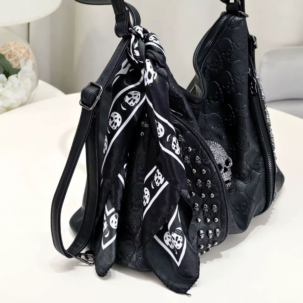 Other Gothic Punk Style Skeleton PU Leather Rivet Shoulder Bag Size ONE SIZE - 7 Thumbnail