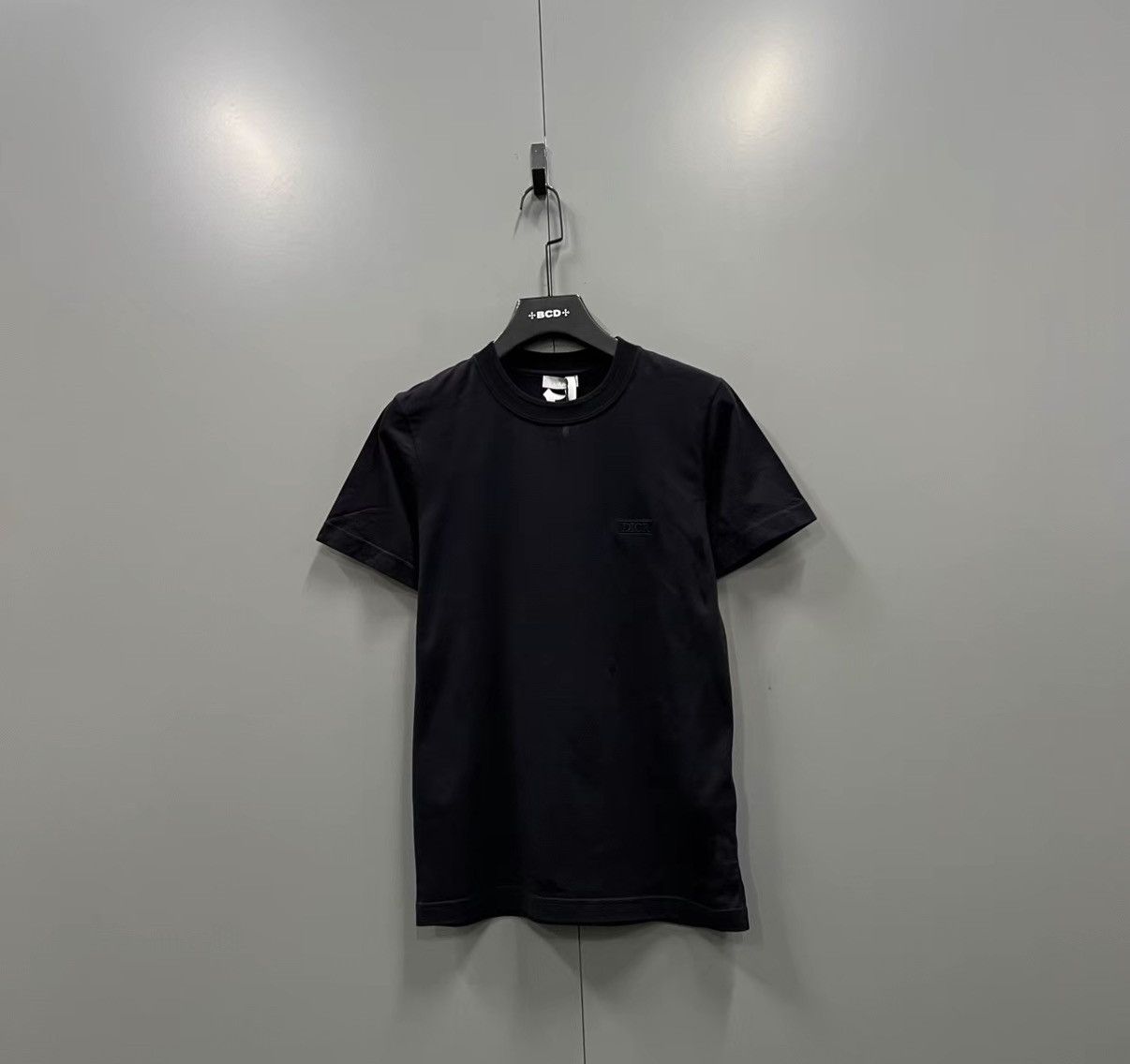 Dior Dior Mini Logo Embroidered Short Sleeve T-shirt J41 Size US XXS / EU 40 - 1 Thumbnail