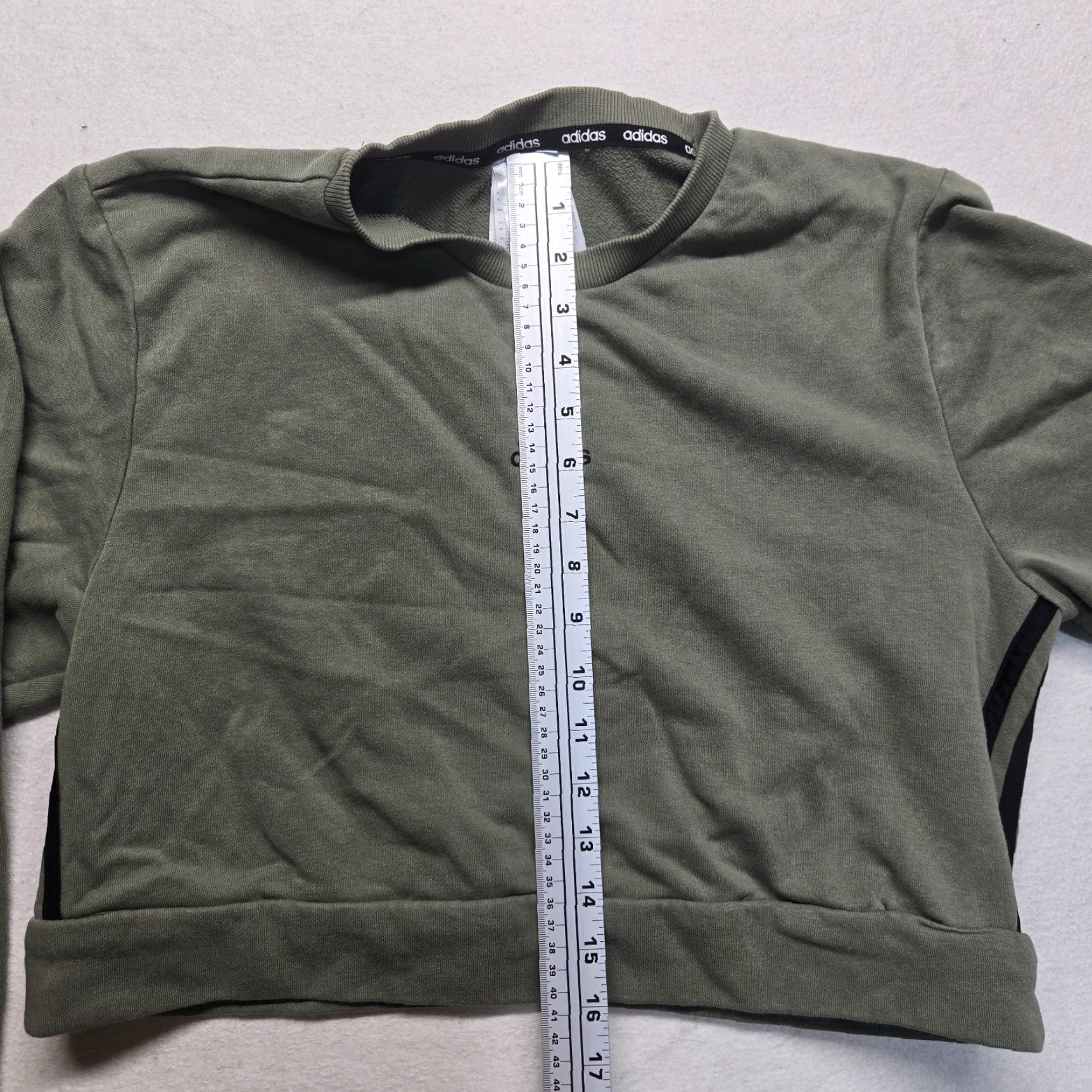 Adidas Adidas Sweater Shirt Women M Green Crew Neck Long Sleeve Lightweight Knit Logo Vintage No Size M / US 6-8 / IT 42-44 - 5 Thumbnail