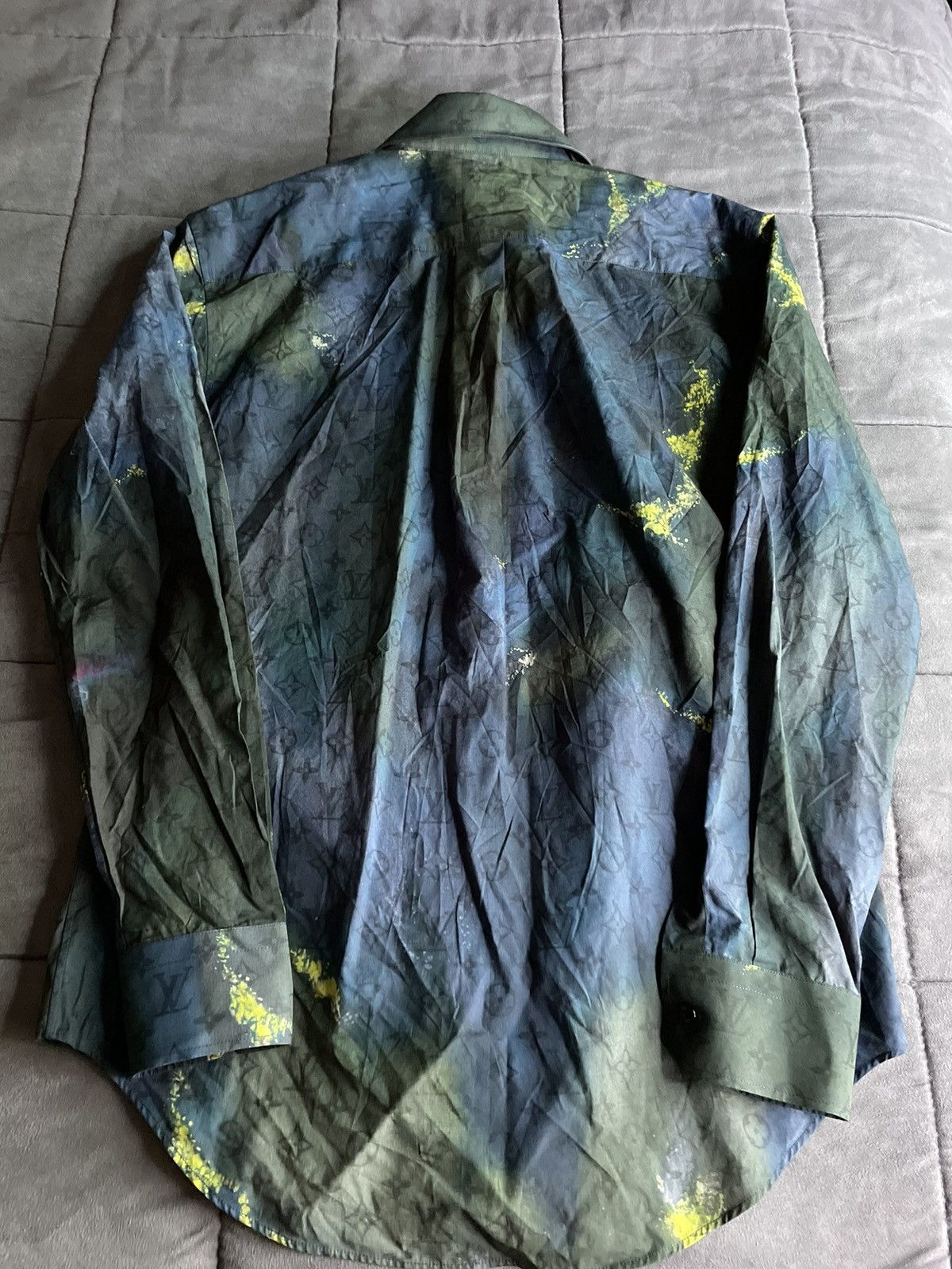 Louis Vuitton Louis Vuitton Tie Dye Monogram Shirt Size US L / EU 52-54 / 3 - 4 Thumbnail