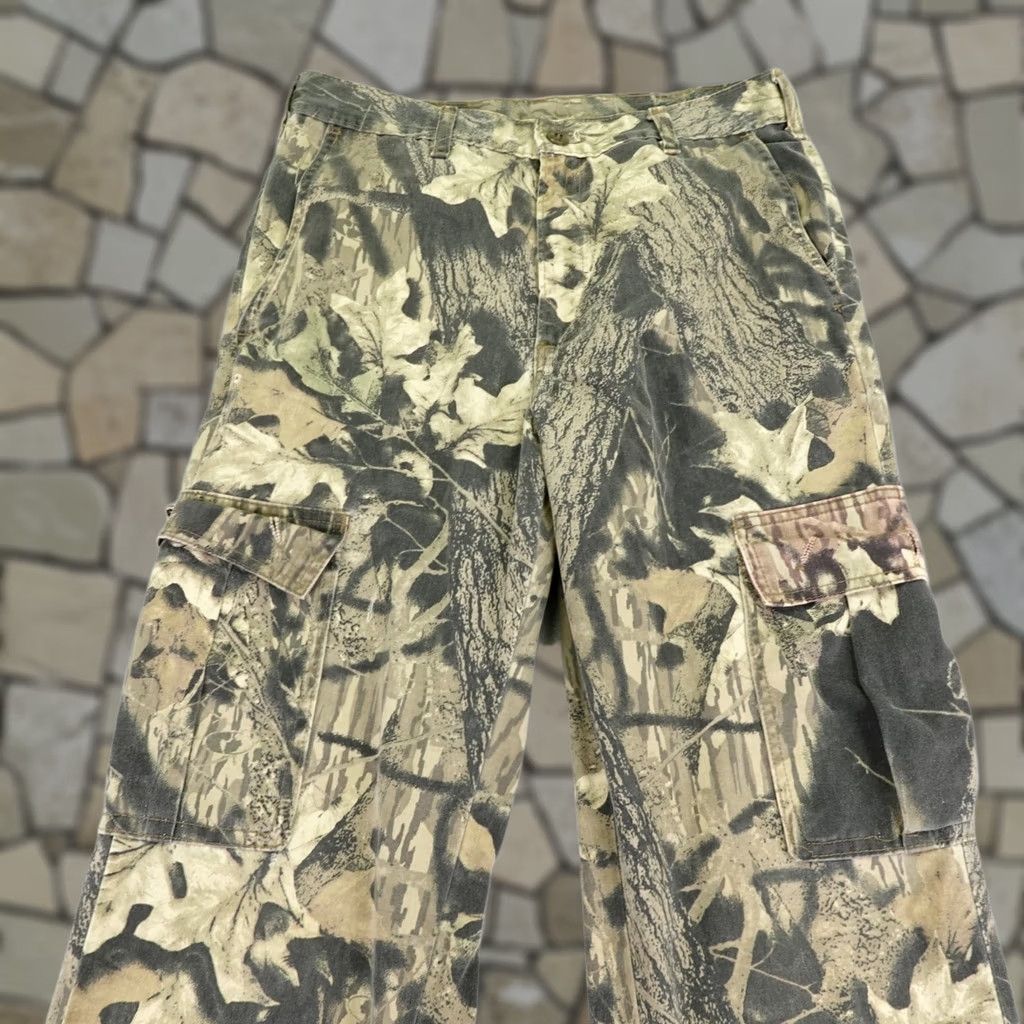 Vintage VINTAGE Mossy Oak Pants Mens Medium Brown Camo Cargo Hunting Tactical Size US 31 - 1 Thumbnail