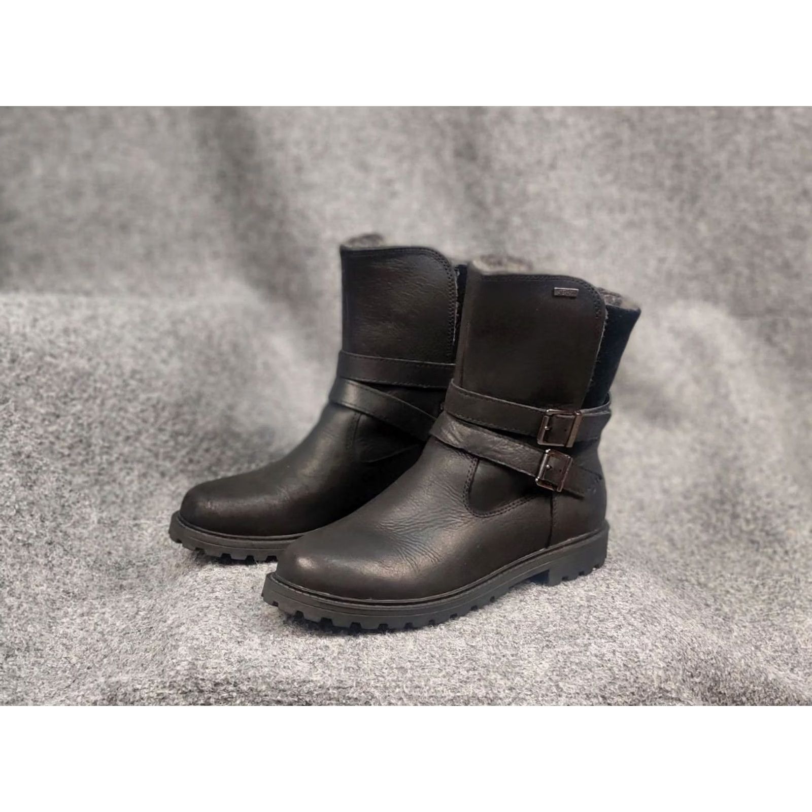 Barbour Barbour Sycamore Black Leather Waterproof Fur Lined Ankle Boots Barbour Sycamore Leather Waterproof Fur Lined Ankle Boots Size US 7 / IT 37 - 6 Thumbnail