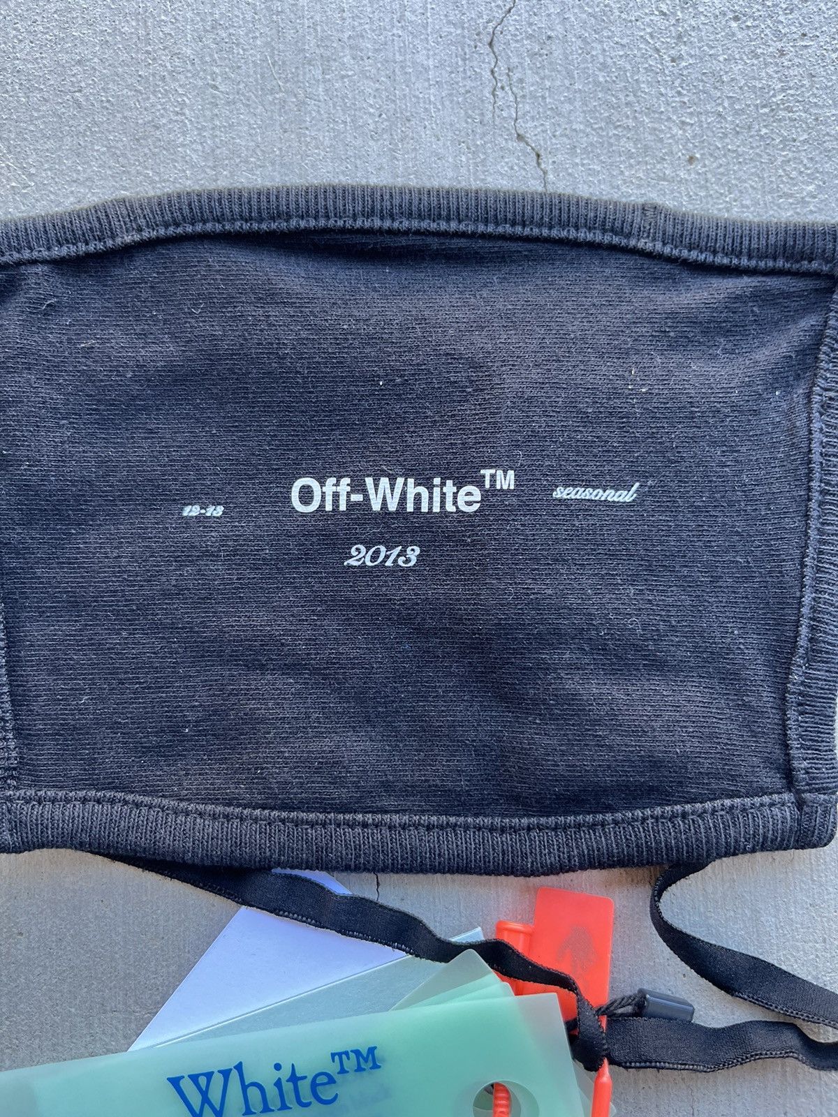 Off-White × Virgil Abloh Off white “helvetica” face mask Size ONE SIZE - 2 Thumbnail