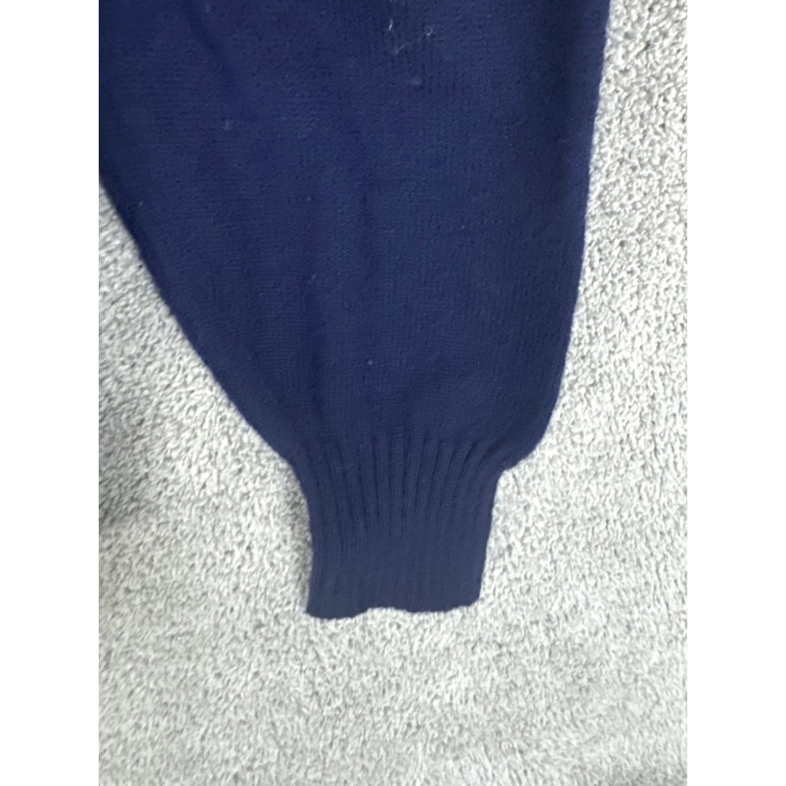 Vintage VINTAGE McGeorge Sweater Mens XL Navy Blue V Neck 100% Lambswool Made In Scotland Size US XL / EU 56 / 4 - 5 Thumbnail