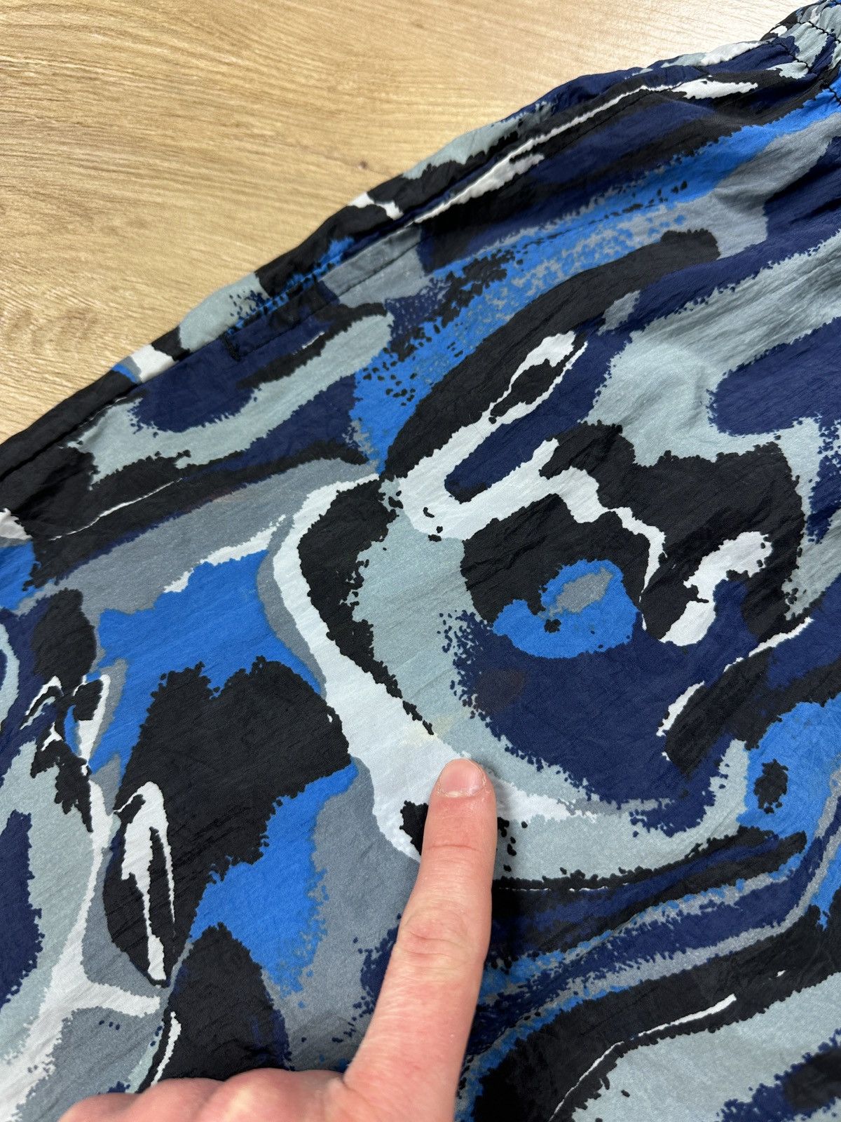 Nike × Vintage Vintage 90’s Nike Nylon Abstract All Over Print Swim Shorts Size US 32 / EU 48 - 5 Thumbnail
