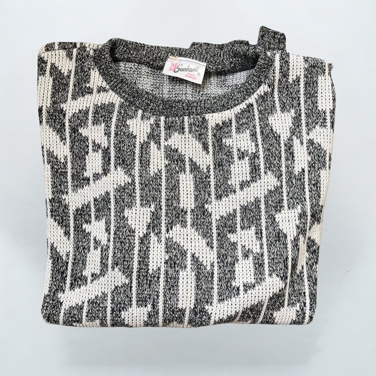 Other Vintage Sunhanit Knit Sweater - (Tagged L, Fits M/L) Size US M / EU 48-50 / 2 - 5 Thumbnail