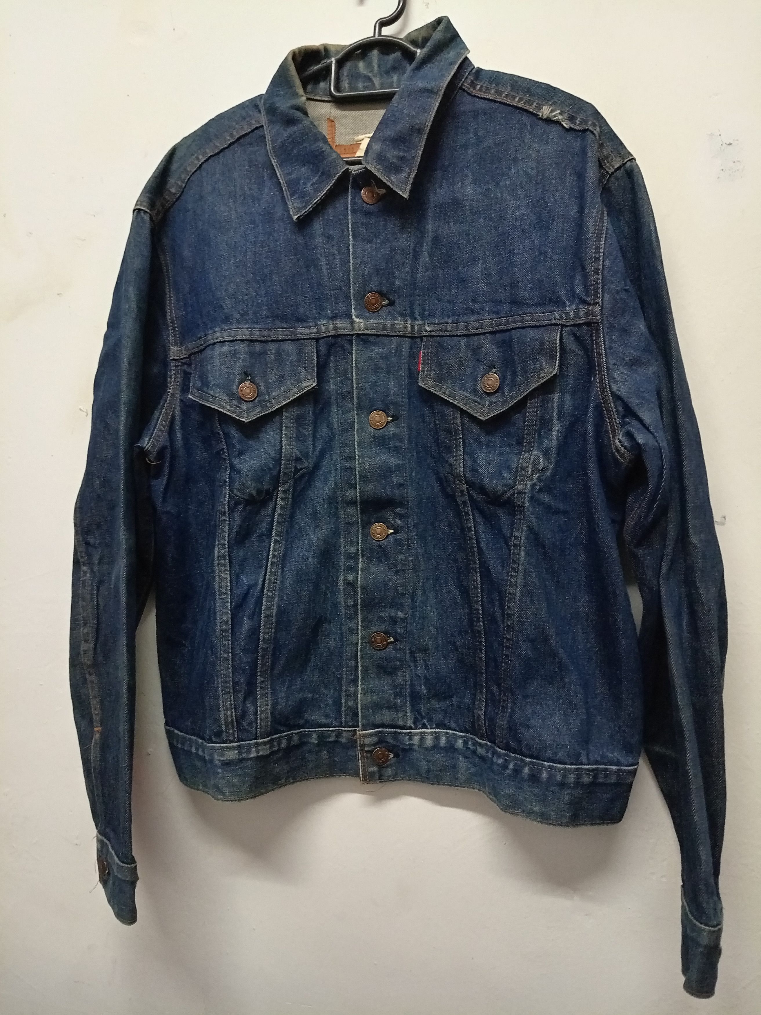 Vintage Levi good Jean Jacket Sz 54