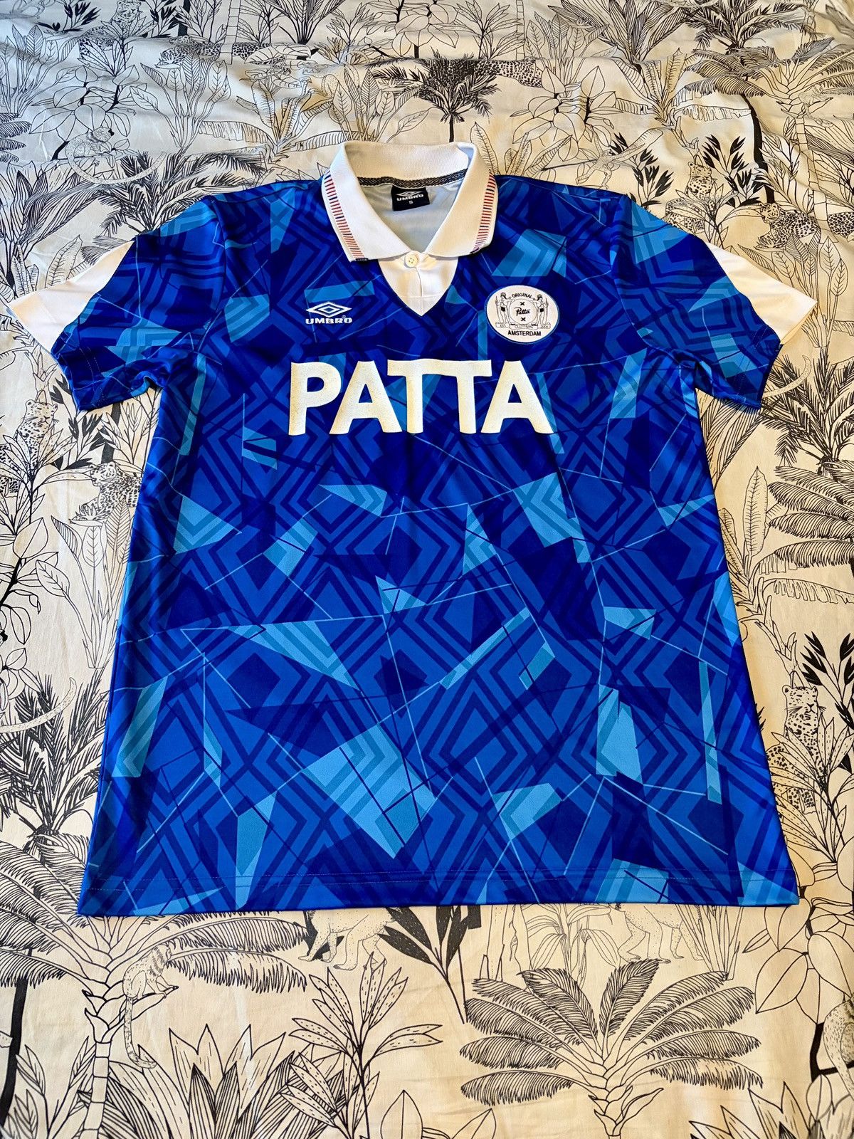Patta × Umbro Patta x Umbro Finale Jersey - Ajax | Grailed