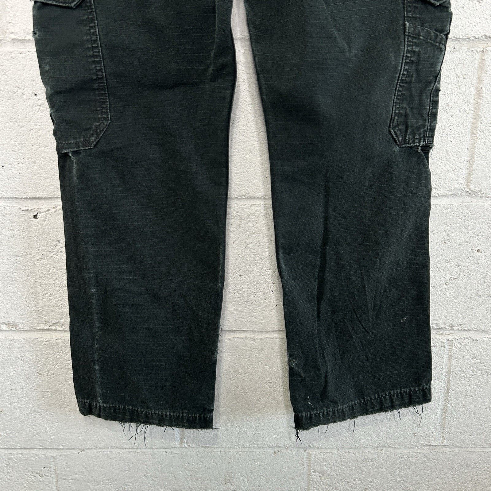 Carhartt Vintage Carhartt Relaxed Utility Cargo Pants “Black” B342 Size US 34 / EU 50 - 8 Thumbnail