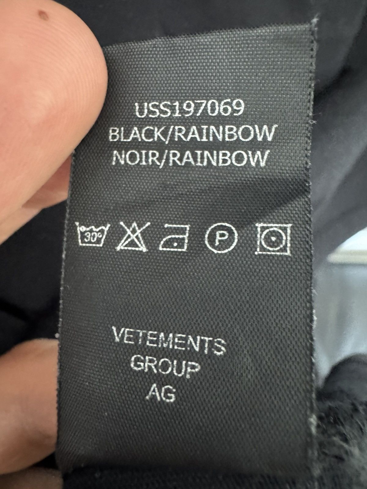 Vetements SS19 Vetwments Georgia Rainbow Flag Designer Tee Avant Garde Size US M / EU 48-50 / 2 - 7 Thumbnail