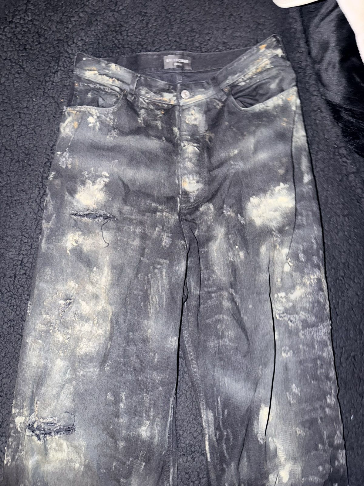 Balenciaga Balenciaga destroyed mud denim Size US 32 / EU 48 - 1 Thumbnail