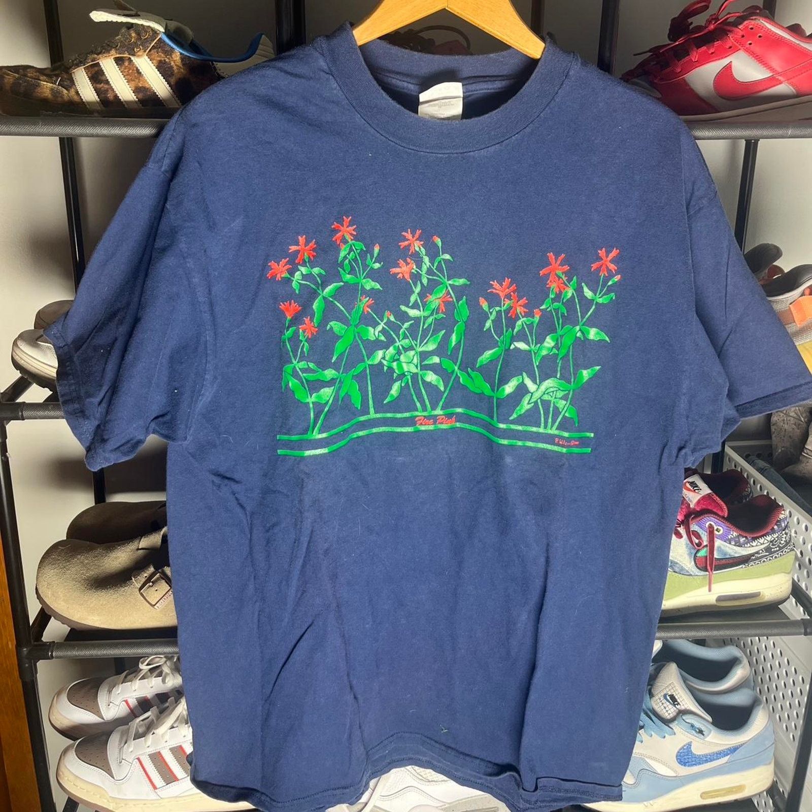 Hanes 1987 vintage blue and red flower graphic tee Size US XL / EU 56 / 4 - 1 Thumbnail