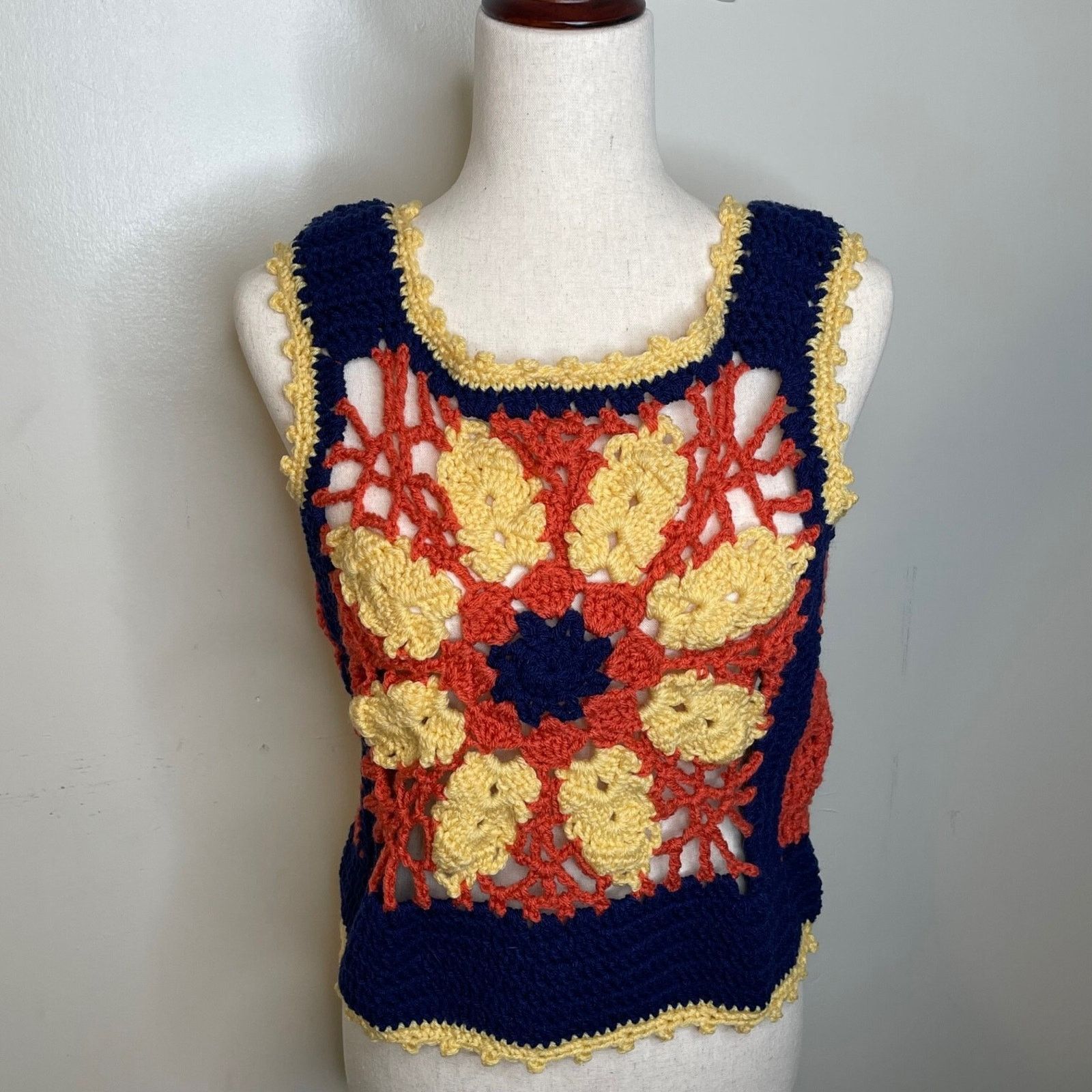 Other Vintage 1970's M / L Crochet Gypsy Hugger Tank Granny Square Size L / US 10 / IT 46 - 8 Thumbnail