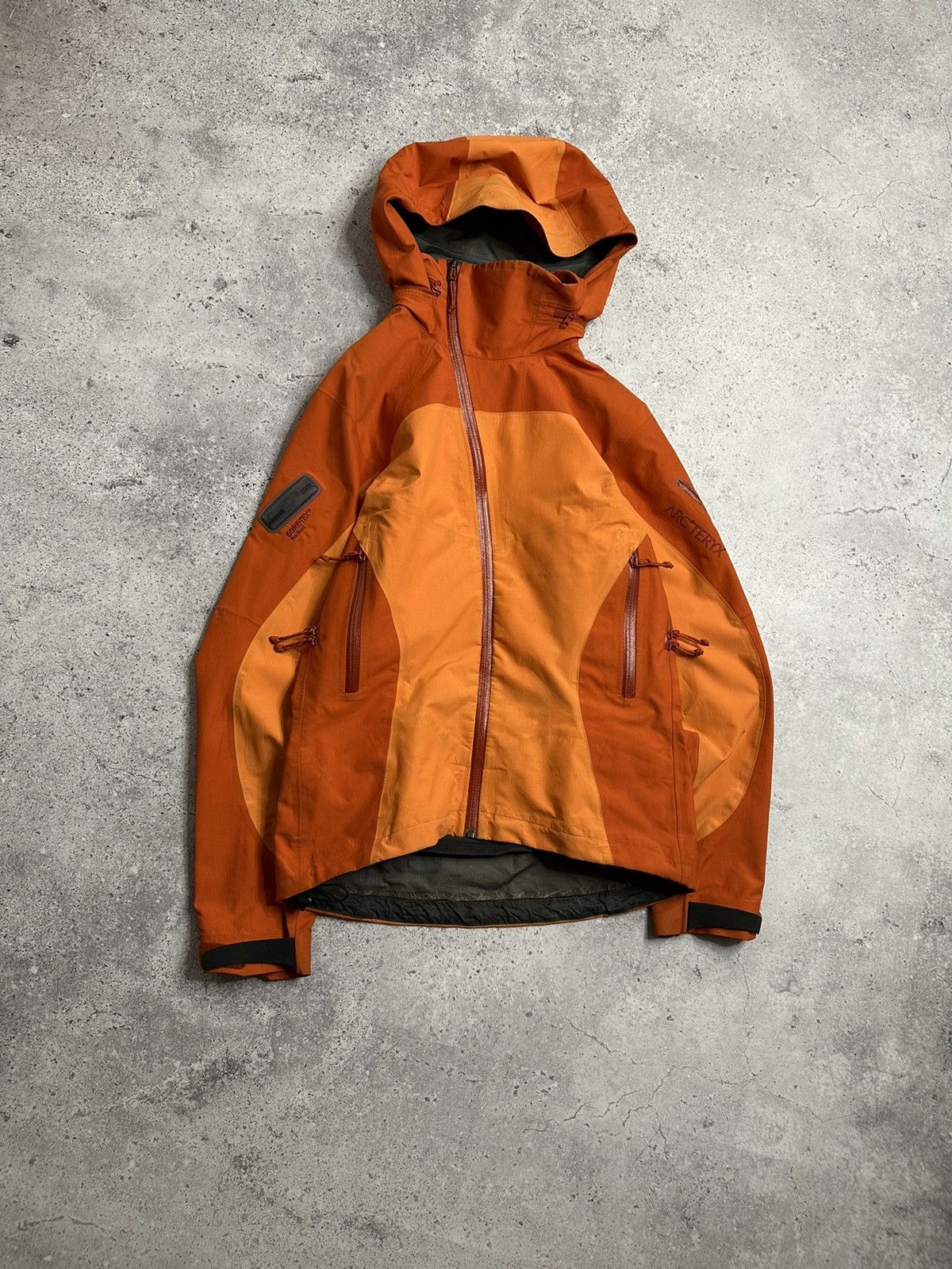 Arc'teryx Arc'teryx SideWinder Gore-Tex Pro Shell Orange Recco Jacket Size XS / US 0-2 / IT 36-38 - 1 Thumbnail