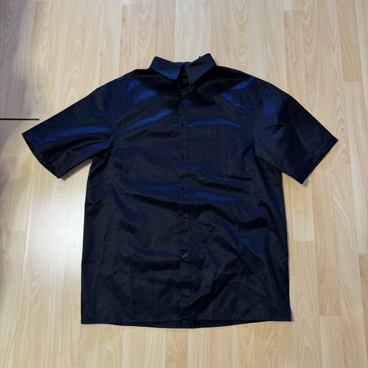 Balenciaga Balenciaga Gothic Logo Work Shirt - Size L Size US L / EU 52-54 / 3 - 3 Thumbnail