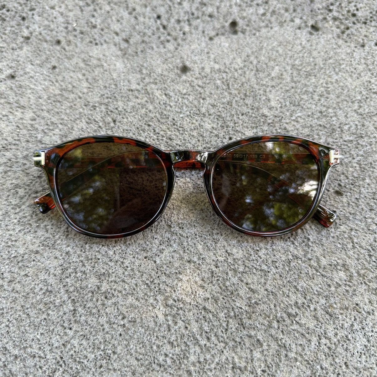 Other Y2K Unisex Sunglasses Retro Fashion Shades LE97050-01 Size ONE SIZE - 1 Thumbnail