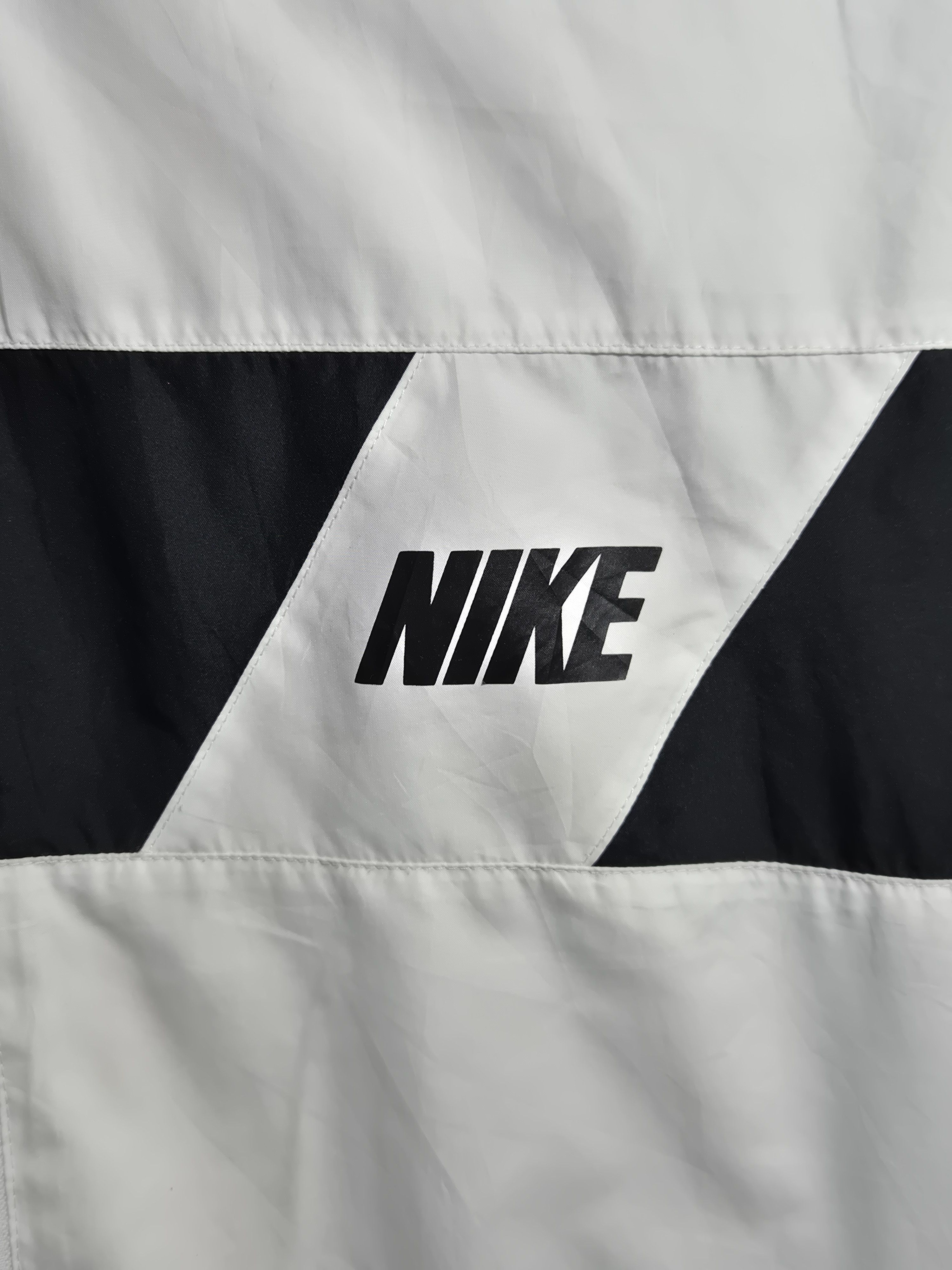 Nike Nike Colorblock windbreaker track top Size US L / EU 52-54 / 3 - 2 Thumbnail