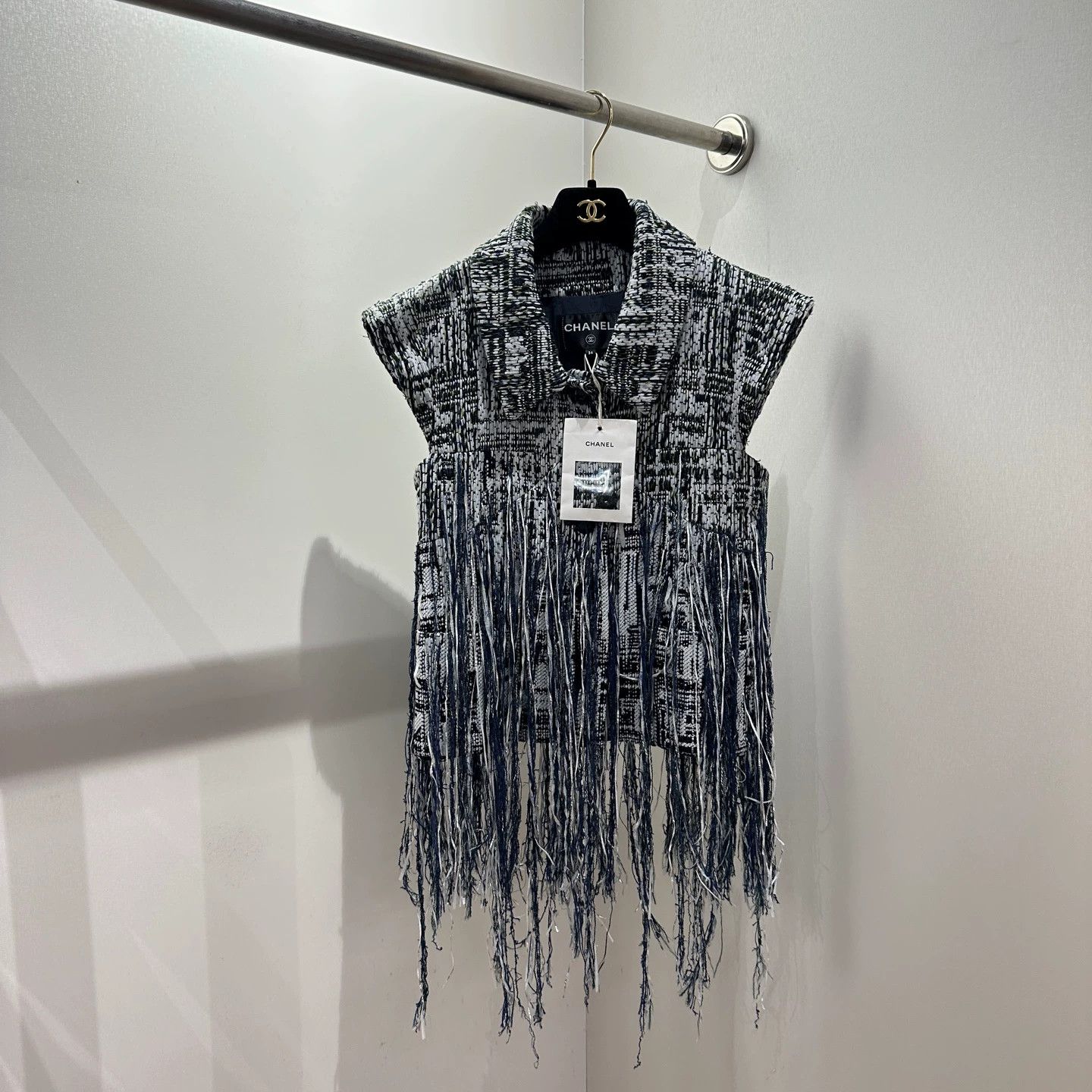 Chanel Chanel may284 Waterfall tweed fringe vest 34 Cotton Size XS / US 0-2 / IT 36-38 - 1 Thumbnail