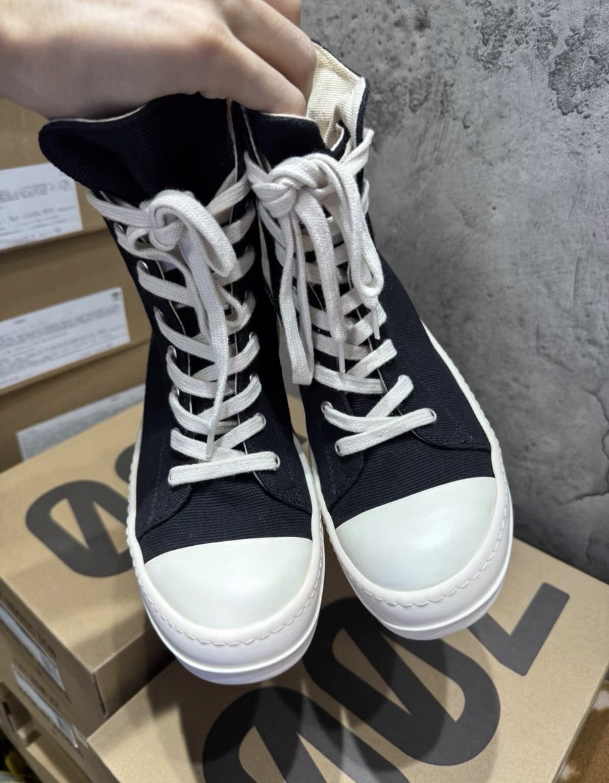 Rick Owens Rick Owens DRKSHDW Canvas Ramones K37 Size US 8 / IT 38 - 7 Thumbnail