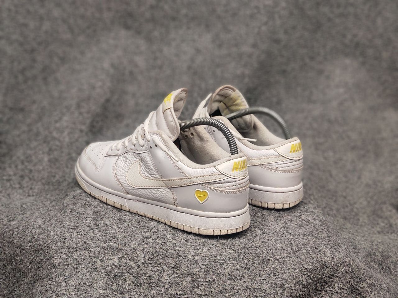 Nike Nike Dunk Low Valentines Yellow Heart Sneakers Vintage Shoes Size US 9 / IT 39 - 14 Thumbnail