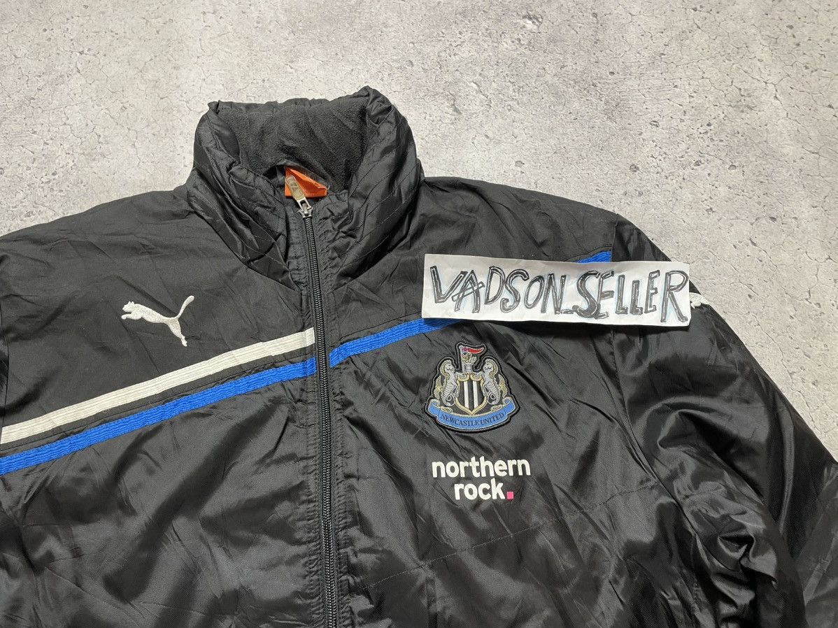 Puma Vintage Puma FC Newcastle United Y2K Football Jacket Size US L / EU 52-54 / 3 - 4 Thumbnail