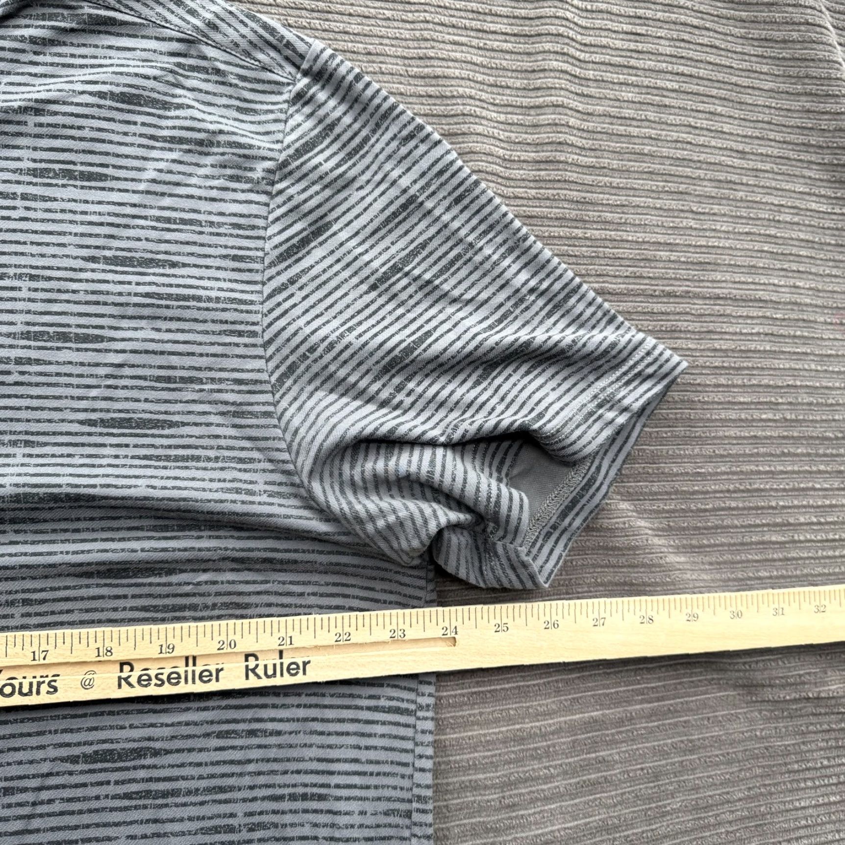 TravisMathew TravisMathew Polo Shirt Mens XL Gray Striped Performance Golf Stretch Size US XL / EU 56 / 4 - 5 Thumbnail