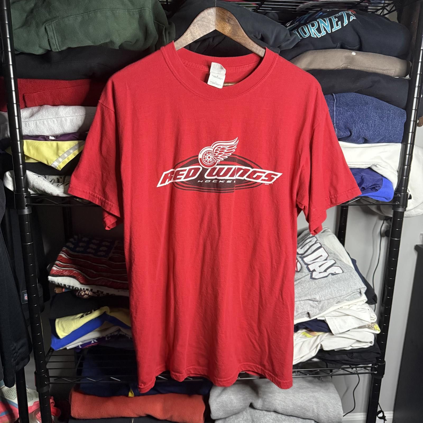 Gildan 2001 Red Wings Stanley Cup T-shirt Size US L / EU 52-54 / 3 - 1 Thumbnail