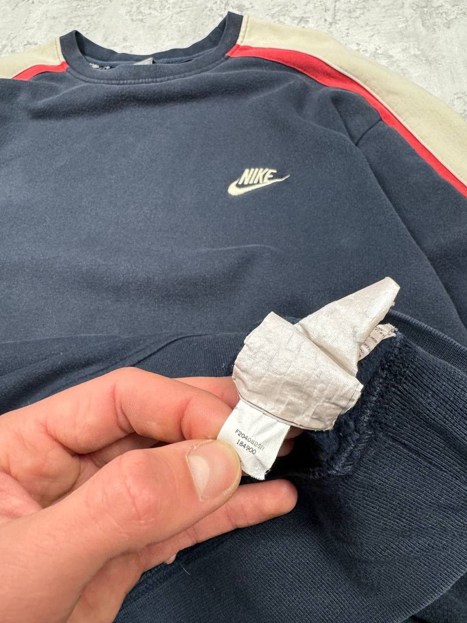 Nike Vintage Nike Y2K sweatshirt Size XL Size US XL / EU 56 / 4 - 10 Thumbnail