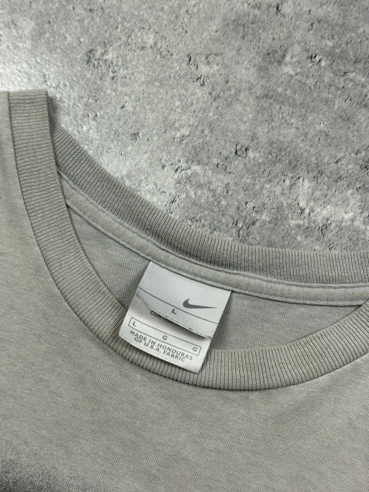 Nike × Nike ACG t-shirt tee vintage 90s nike swoosh red silver tag brown Size US L / EU 52-54 / 3 - 6 Thumbnail