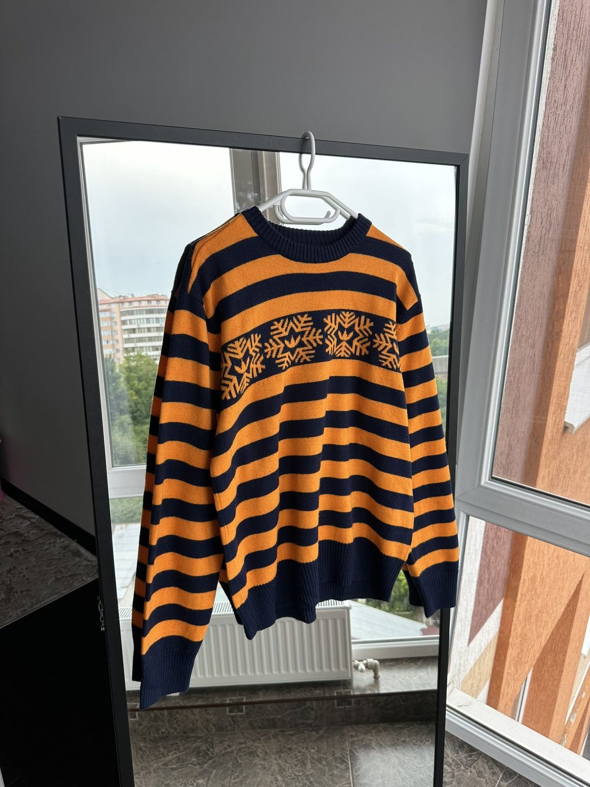 Adidas Adidas Vintage Sweater with Trefoil Snowflake Pattern Size US M / EU 48-50 / 2 - 1 Thumbnail