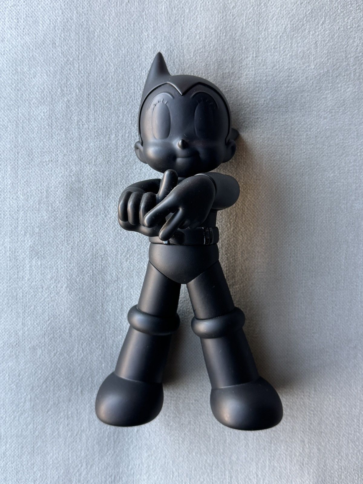 Other ToyQube Astro Boy Los Angeles Edition Black Vinyl Figure Size ONE SIZE - 1 Thumbnail