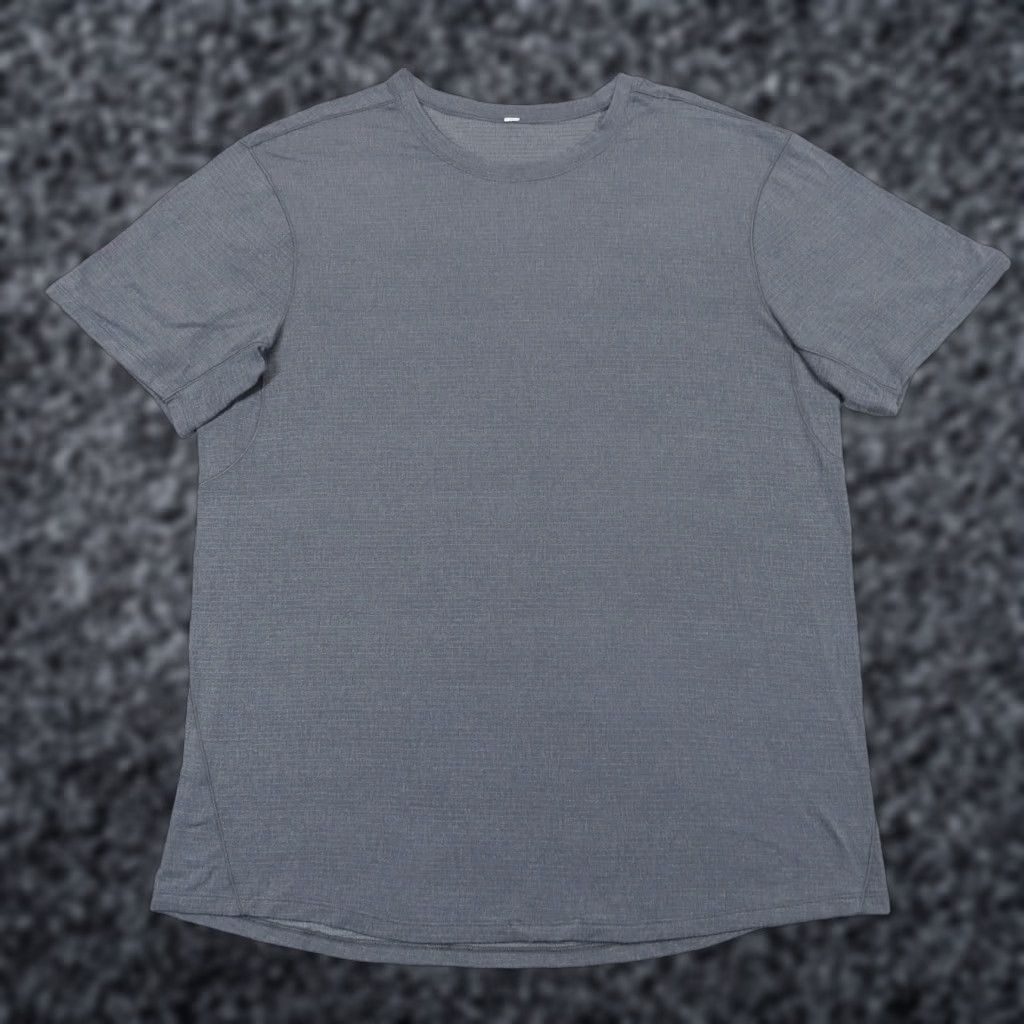 Lululemon Lululemon Shirt Mens XL Grey Silverescent X-static Antimicrobial Running Workout Shirt XL Mens Gray Size US XL / EU 56 / 4 - 1 Thumbnail